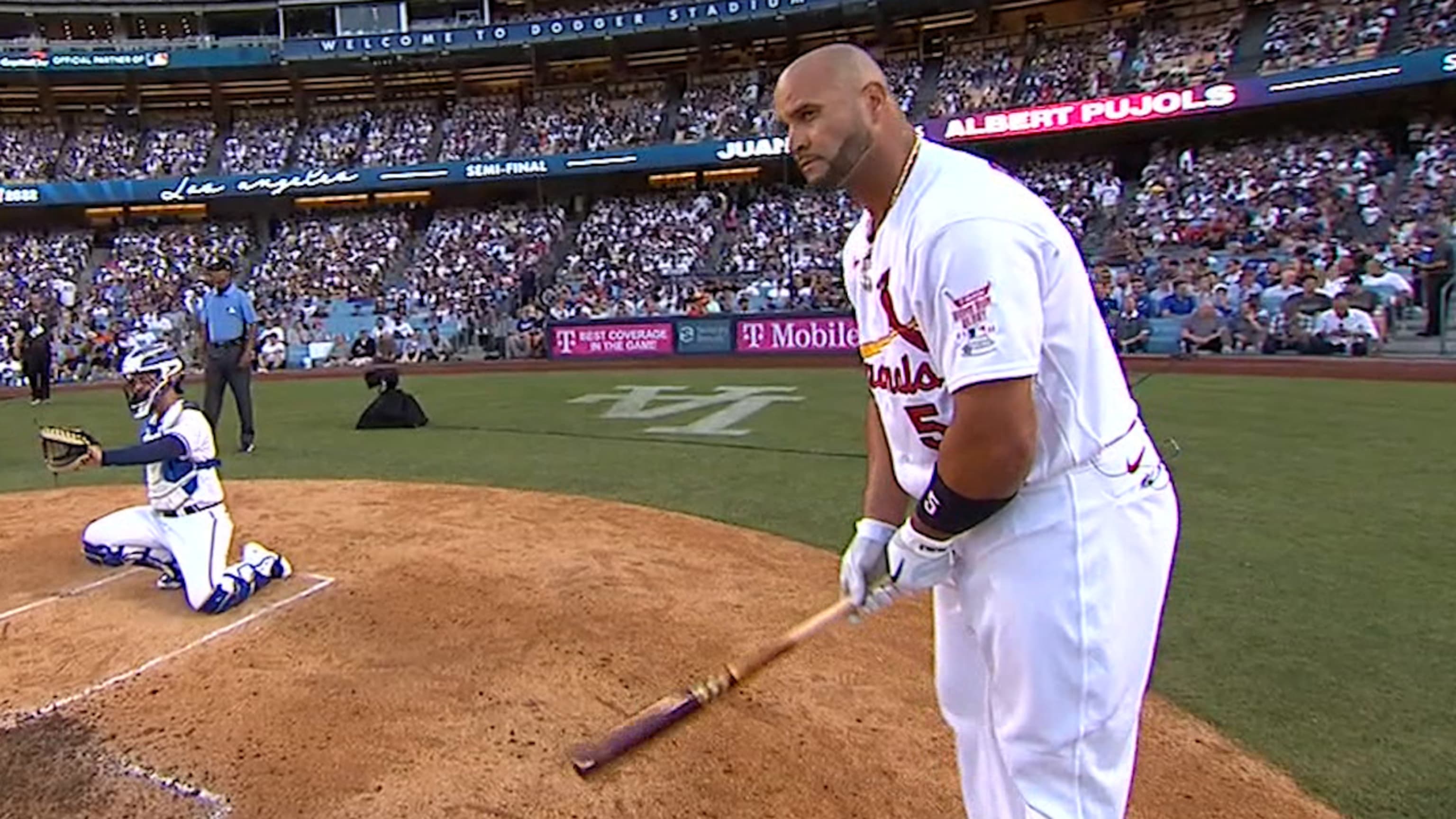 Pujols puts on a show in Home Run Derby before being eliminated by