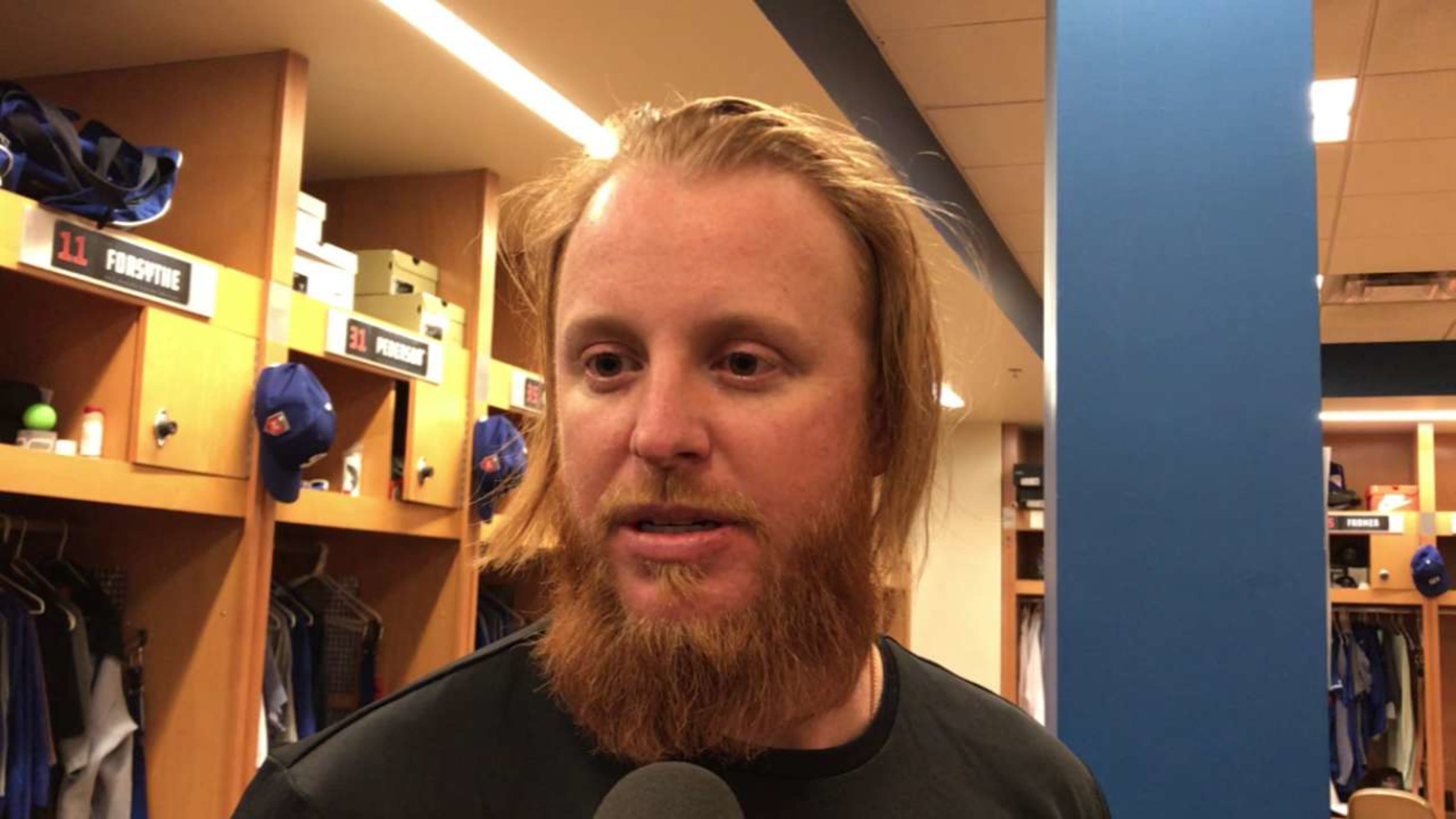 Justin Turner Gives a Sneak Peek Into His 2-Week Recovery From a Gruesome  Face Injury; Fans Sympathise Almost Instantly - EssentiallySports