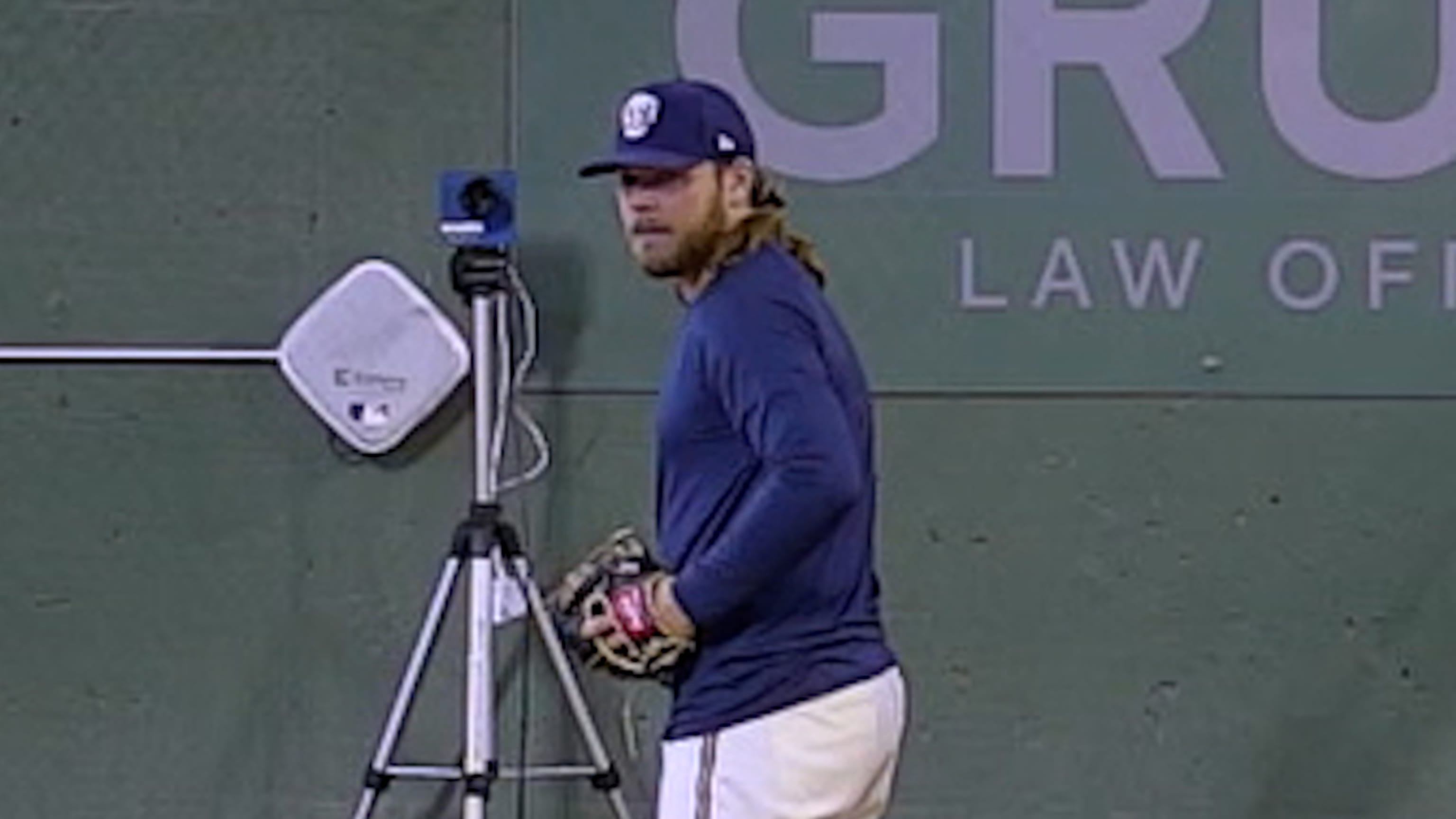 Corbin Burnes' bullpen session