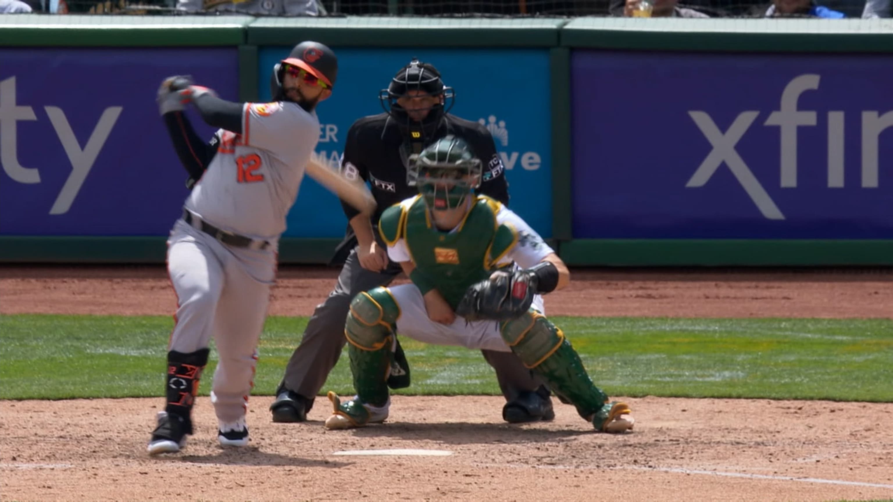 Trey Mancini wears #MoStrong shirt in batting practice 