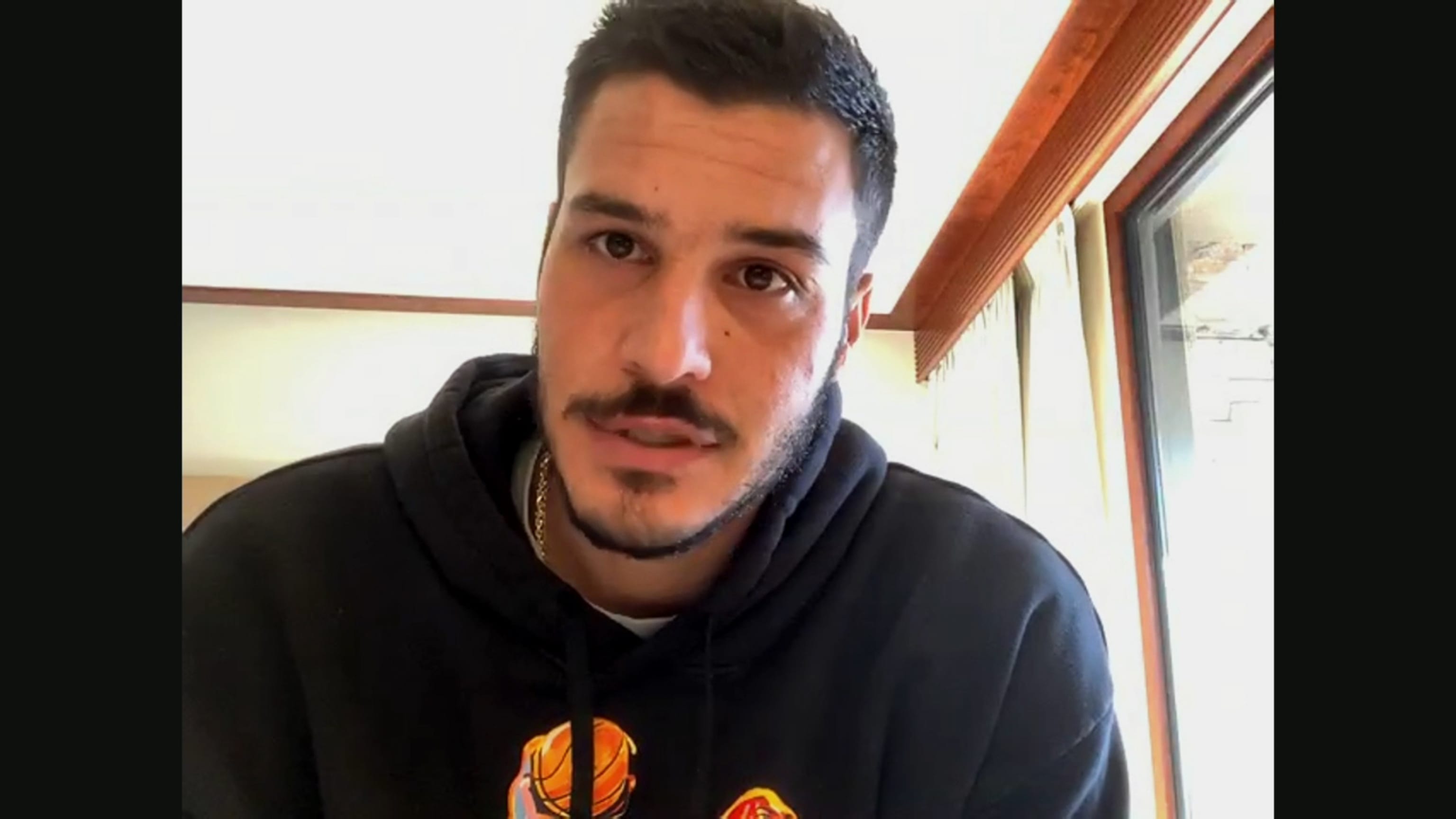 Cardinals introduce Nolan Arenado