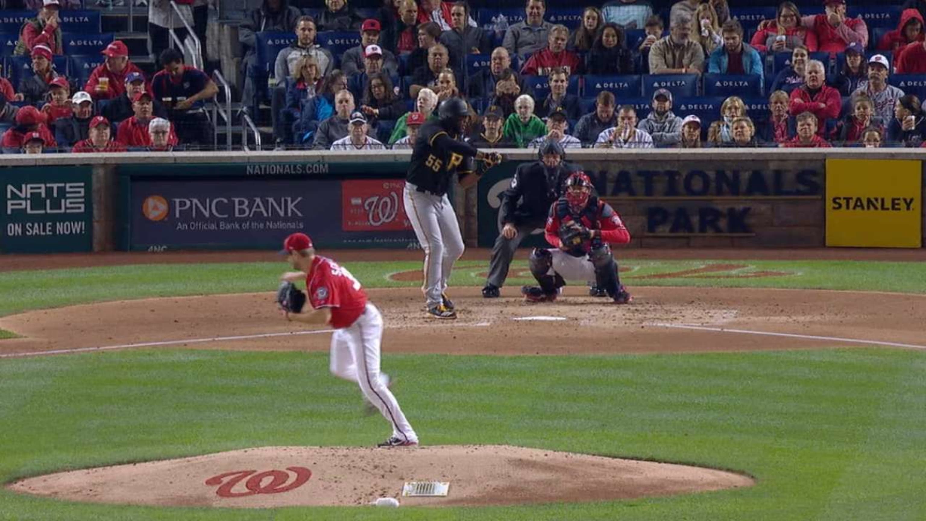 Scherzer leaves game with injury