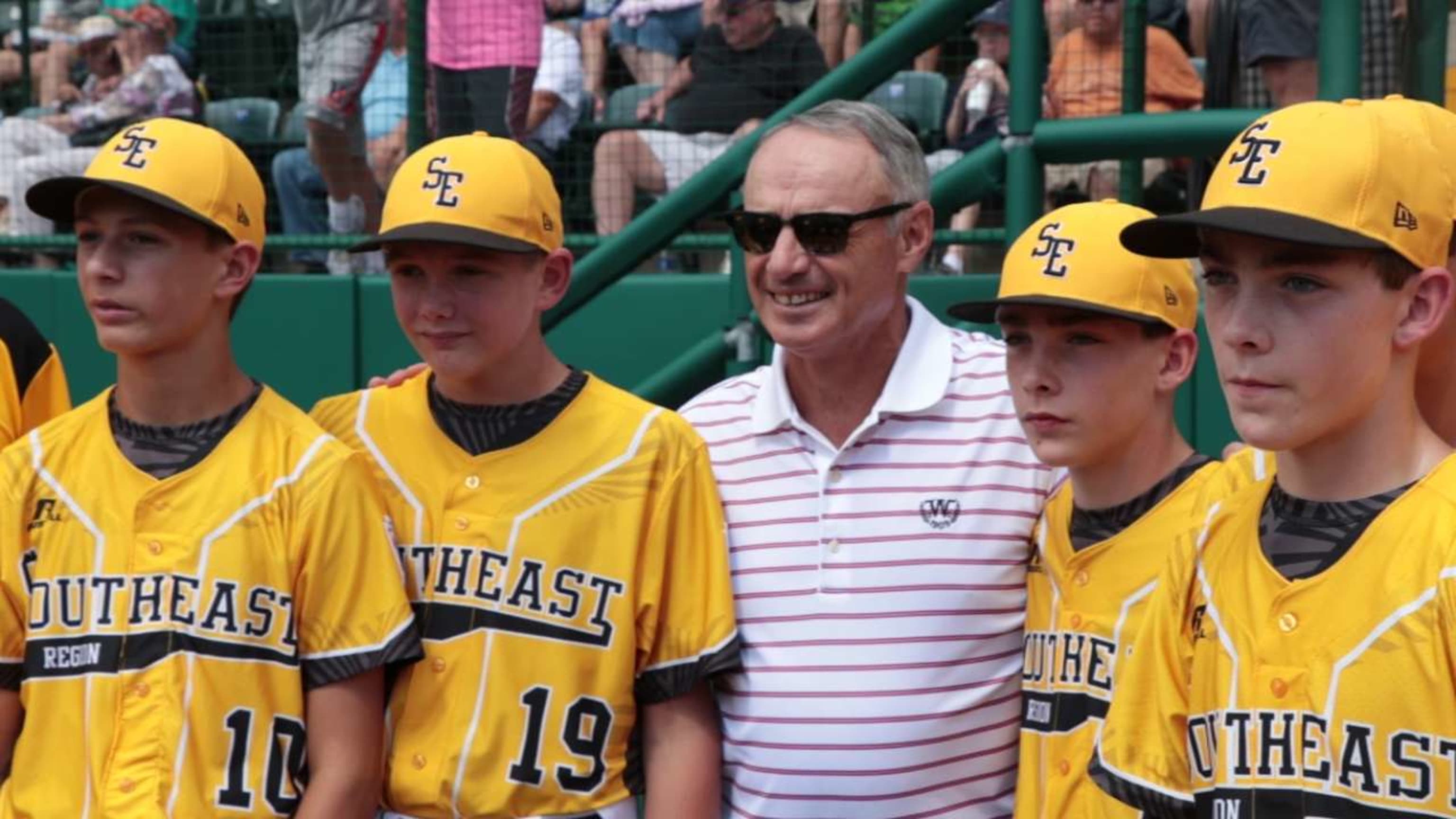 Little League Classic: MLB players embrace fun of Williamsport event