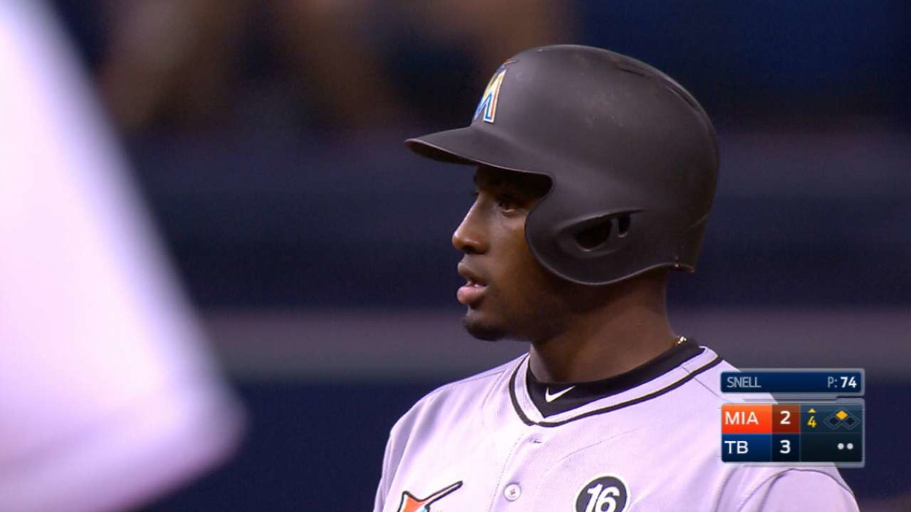 Tampa Bay Rays trade for Miami Marlins shortstop Adeiny