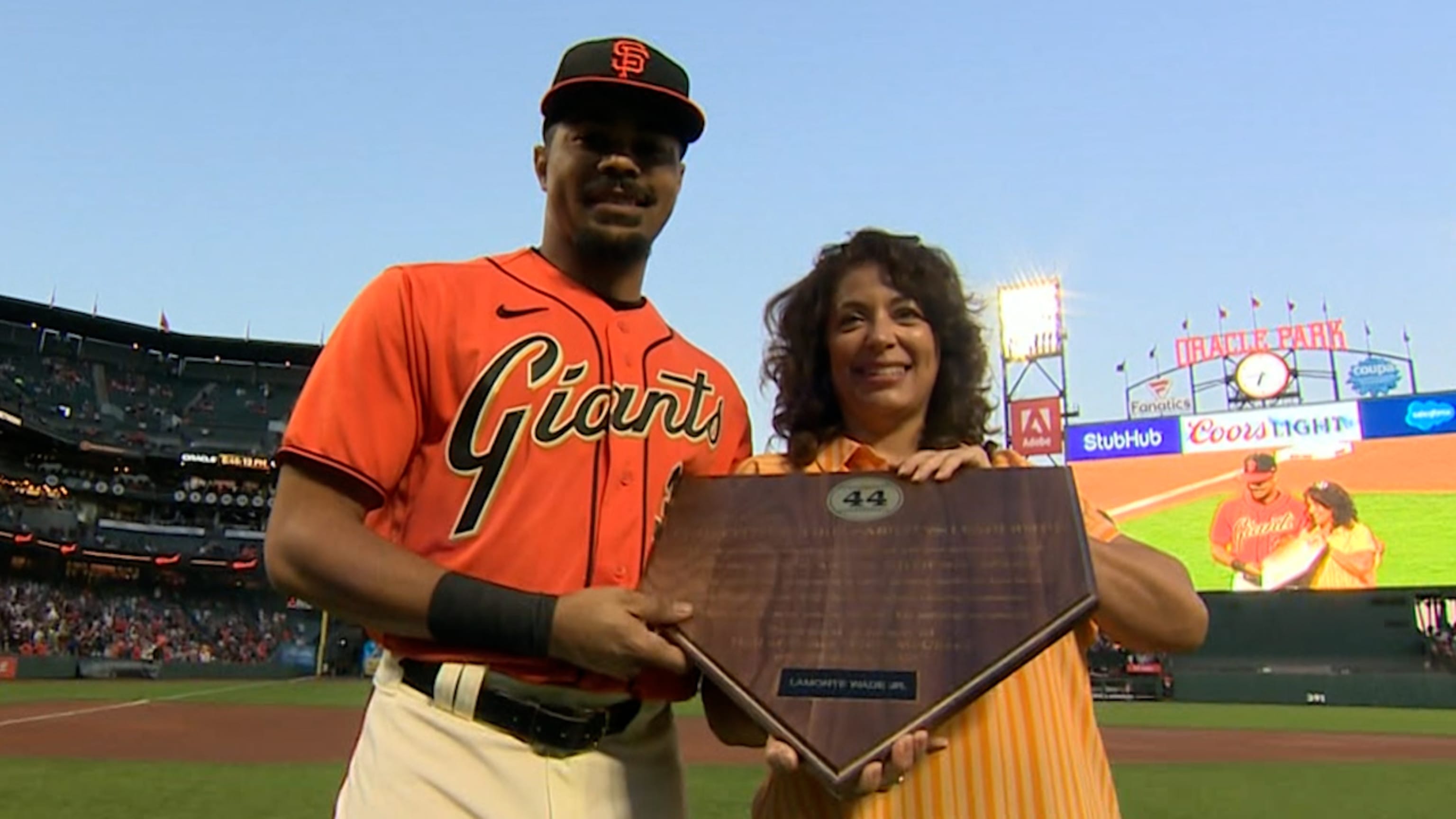 SF Giants' Mike Yastrzemski wins 2020 Willie Mac Award