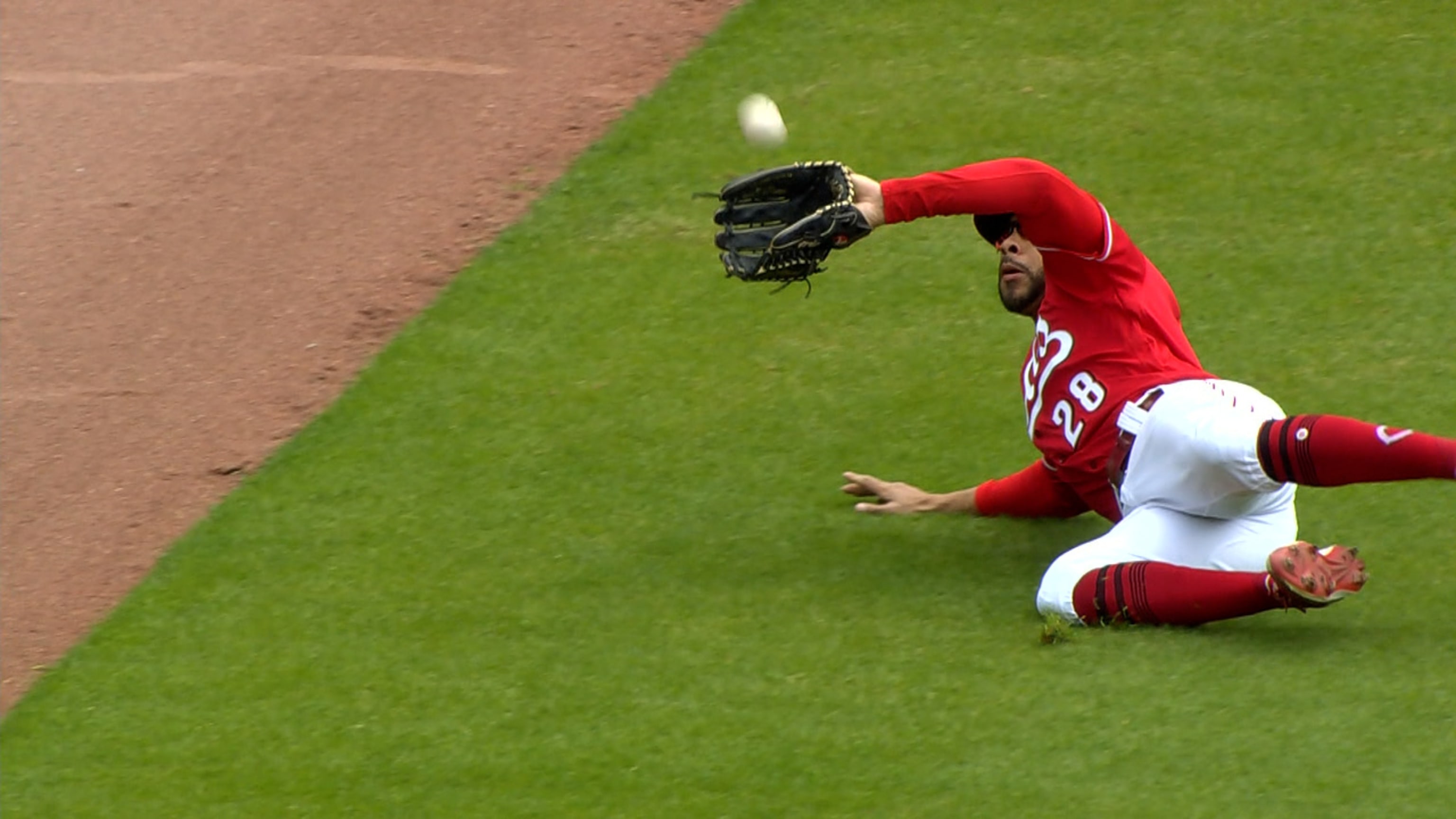 Padres lose bullpen game to drop series to Reds