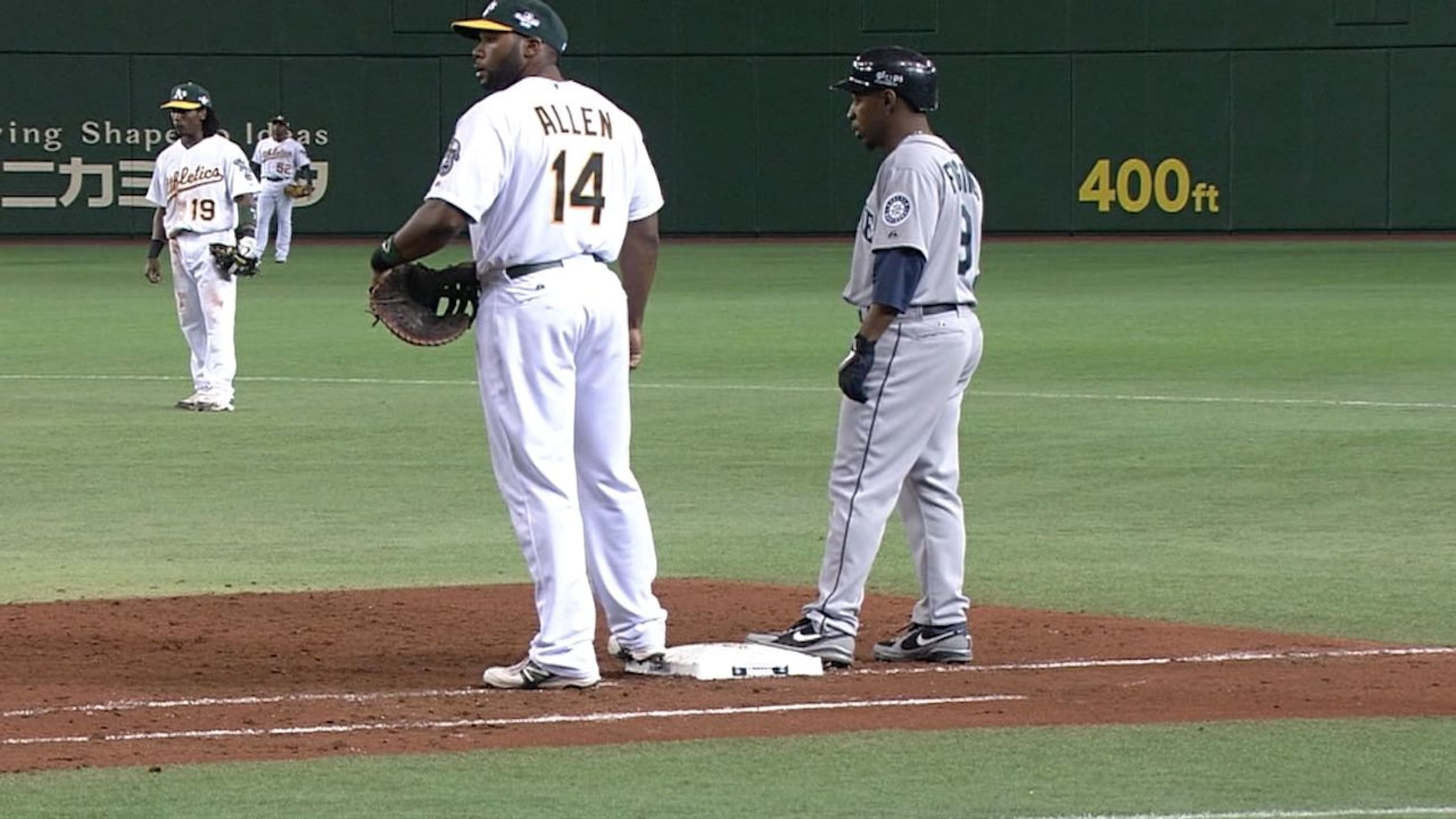 Mariners played Athletics in Japan in 2012