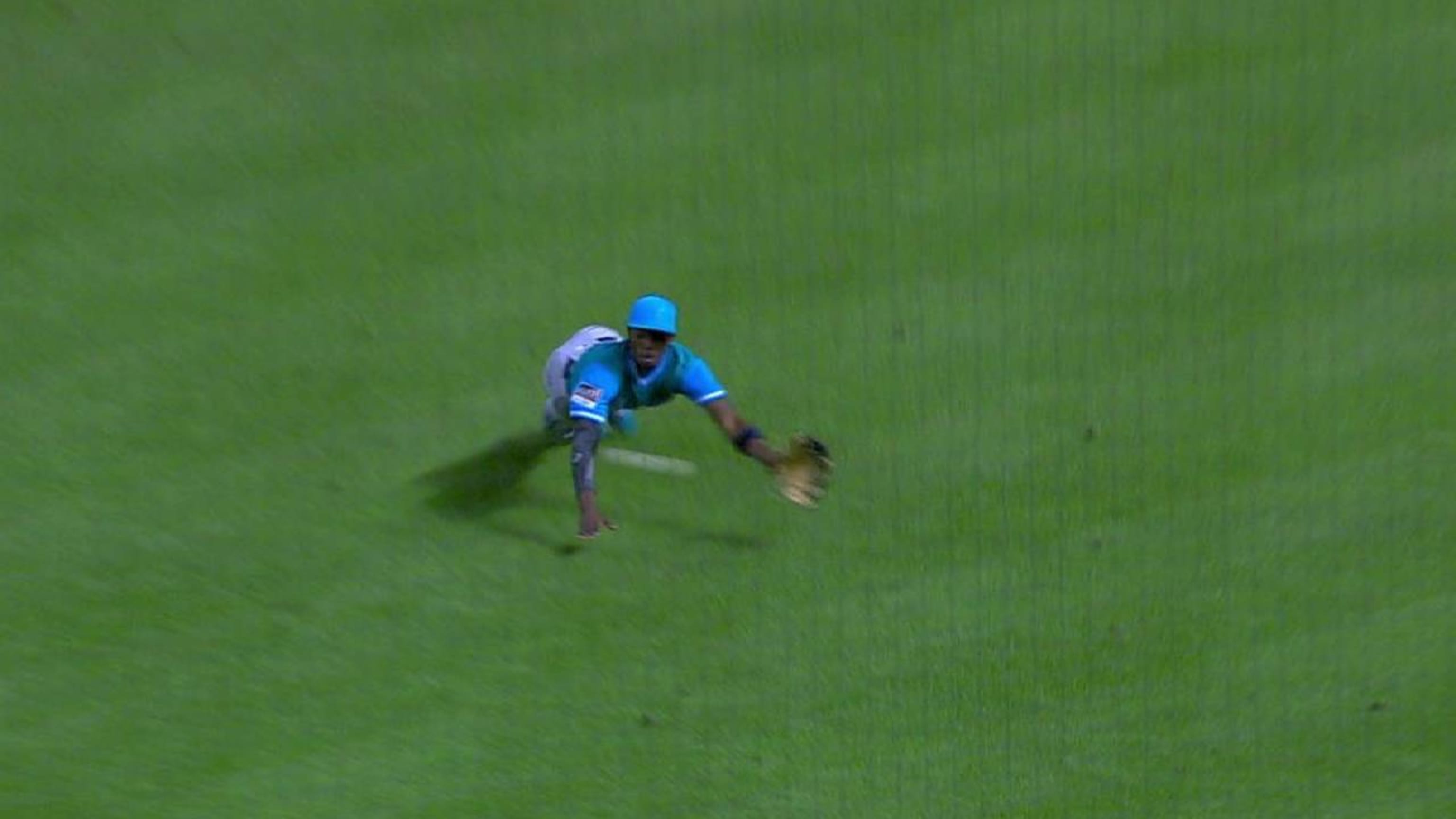 Gordon's diving snag on Escobar