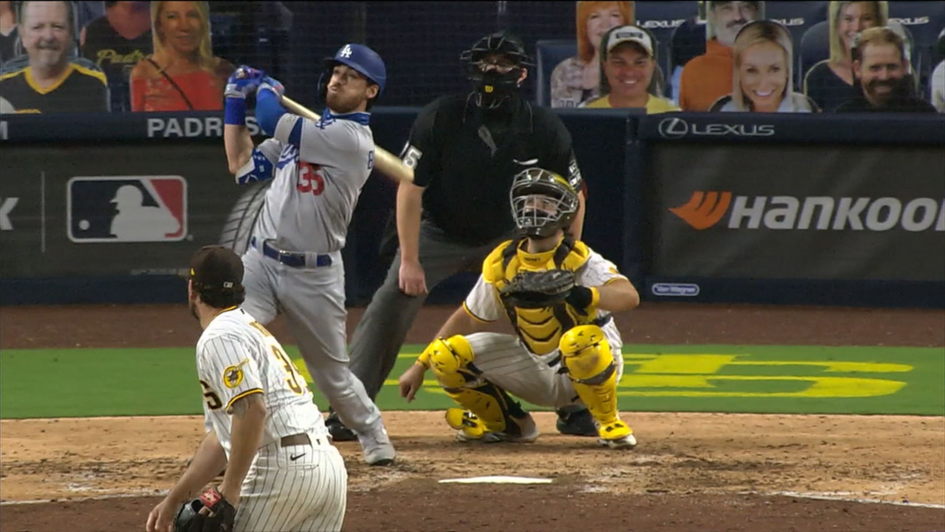 Bellinger con largo HR solitario