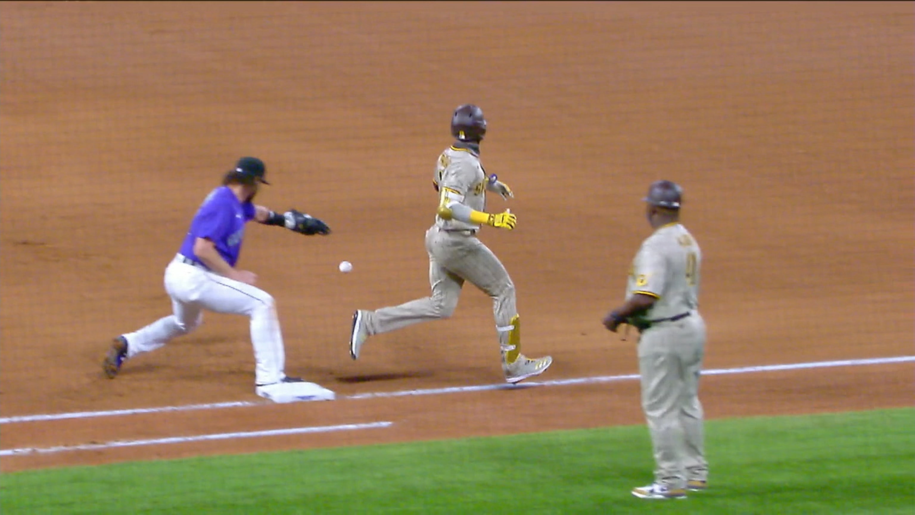 Jurickson Profar empuja con sencillo