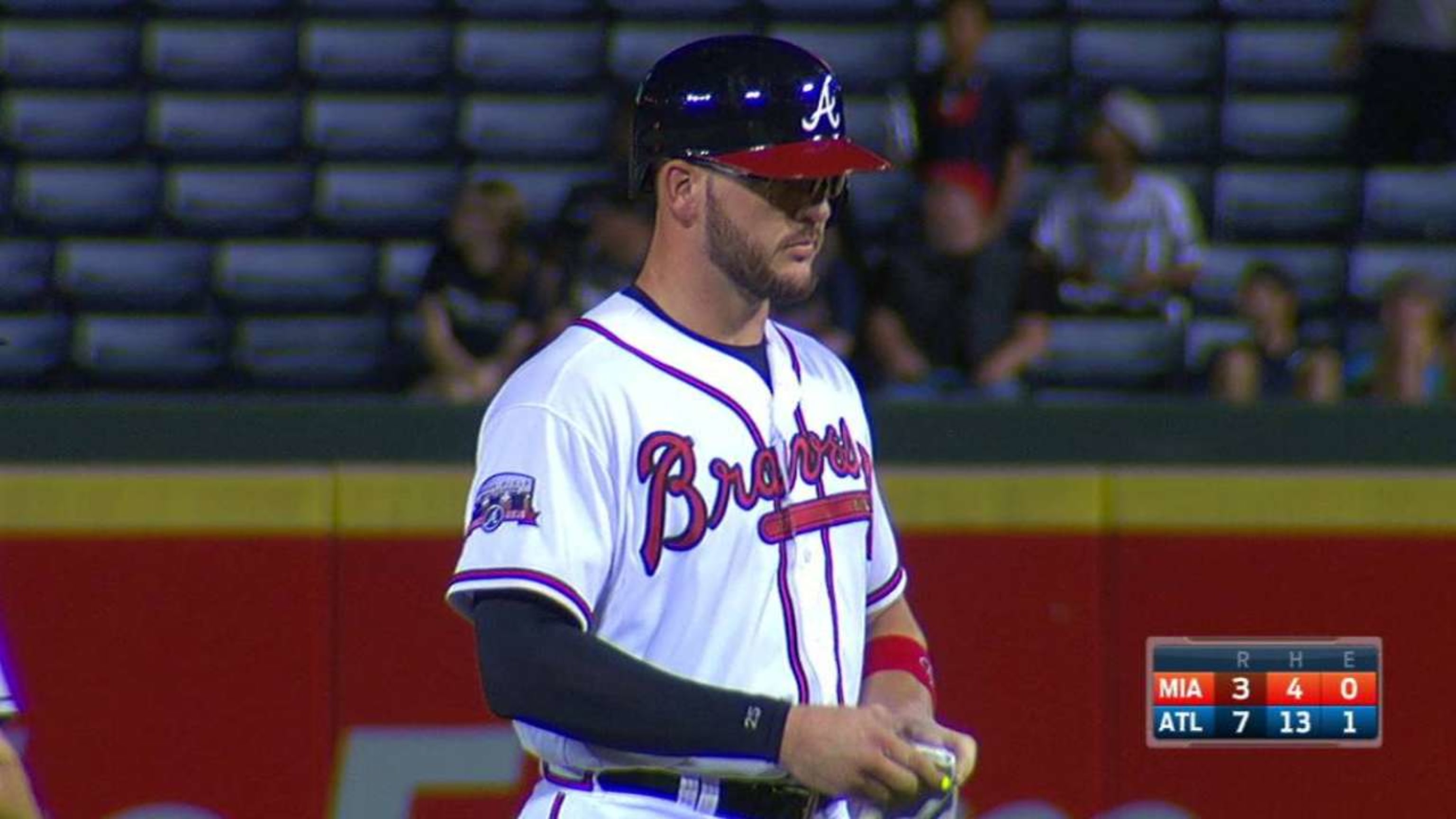 Braves' Tyler Flowers beats the Marlins