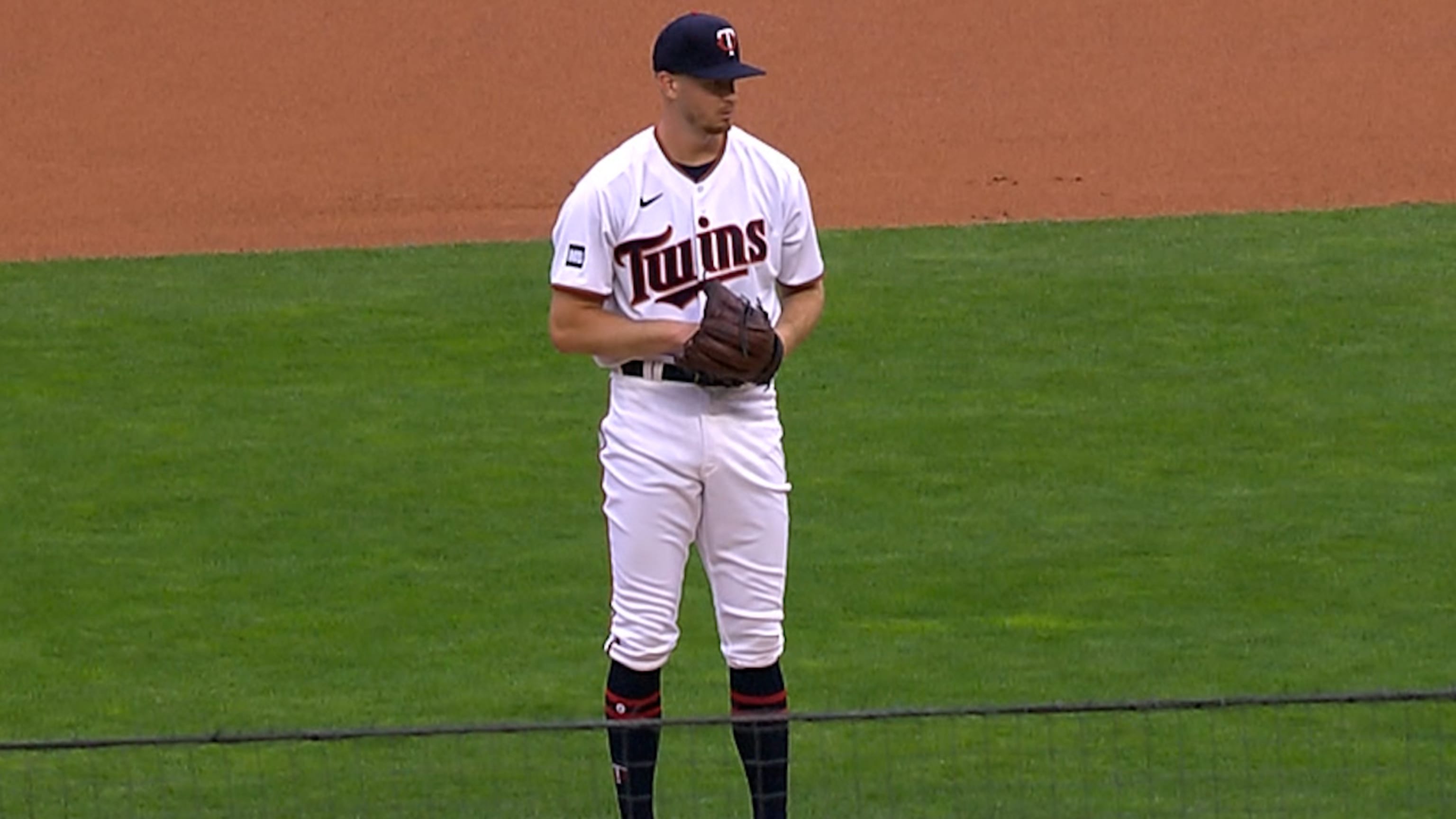 Miguel Sano, Tyler Duffey lead Twins over Mariners