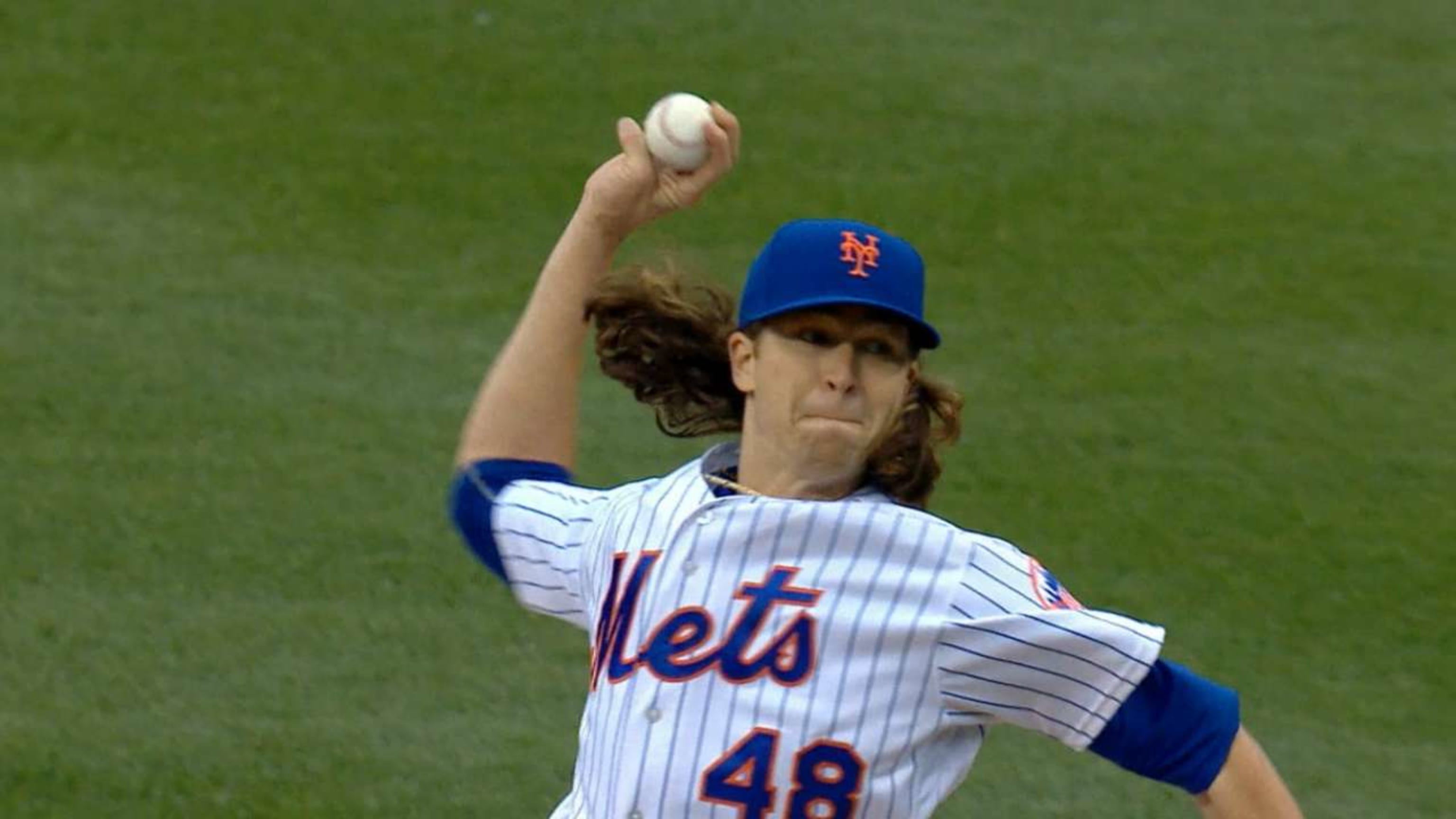 Mets' Jacob deGrom shares first snap of baby boy following health
