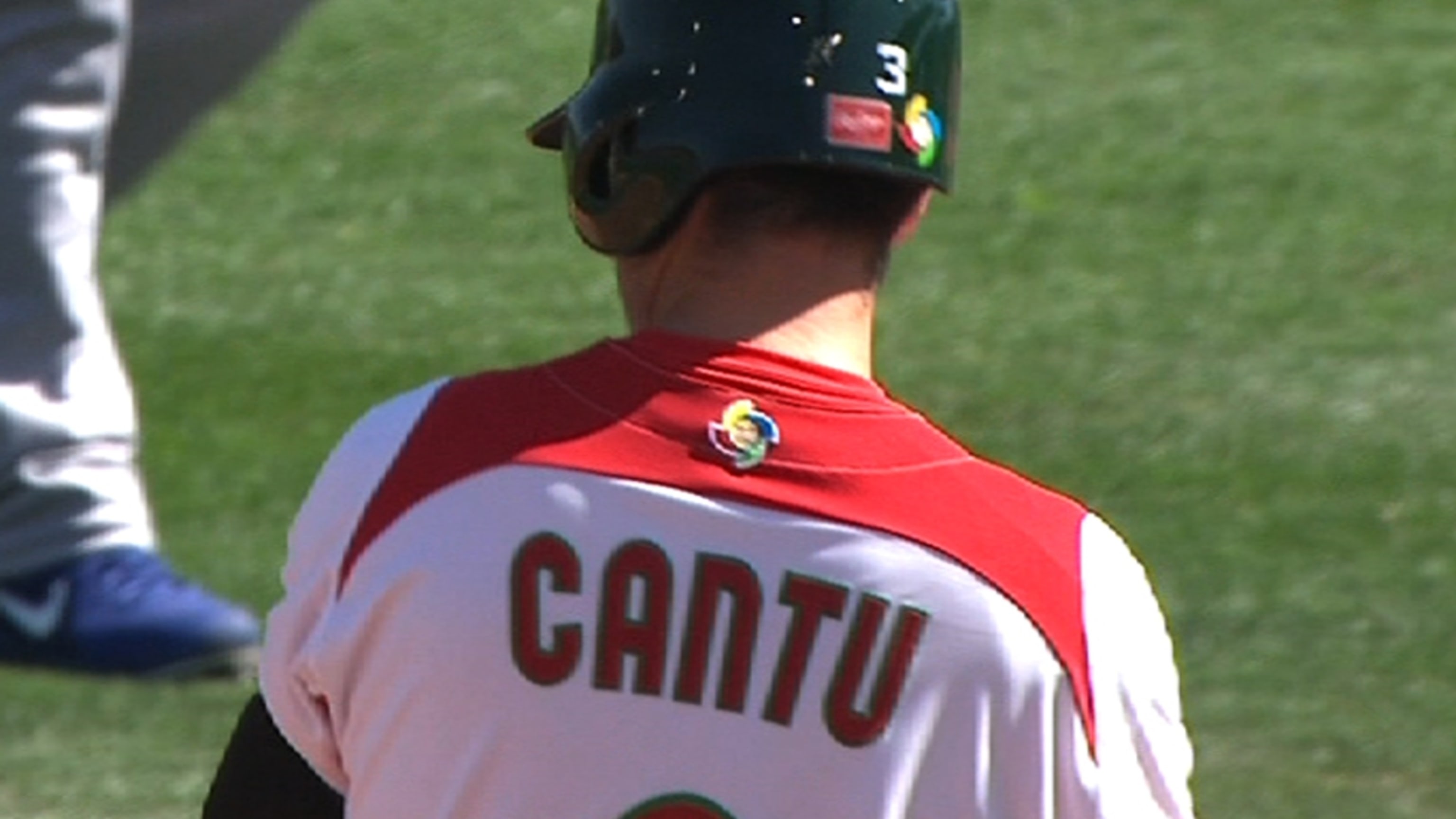 Cantu's bases-clearing double