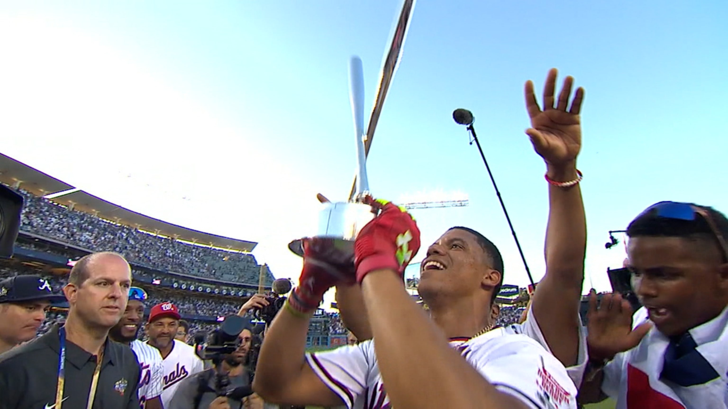 Juan Soto gets surprise from Bad Bunny after Home Run Derby victory