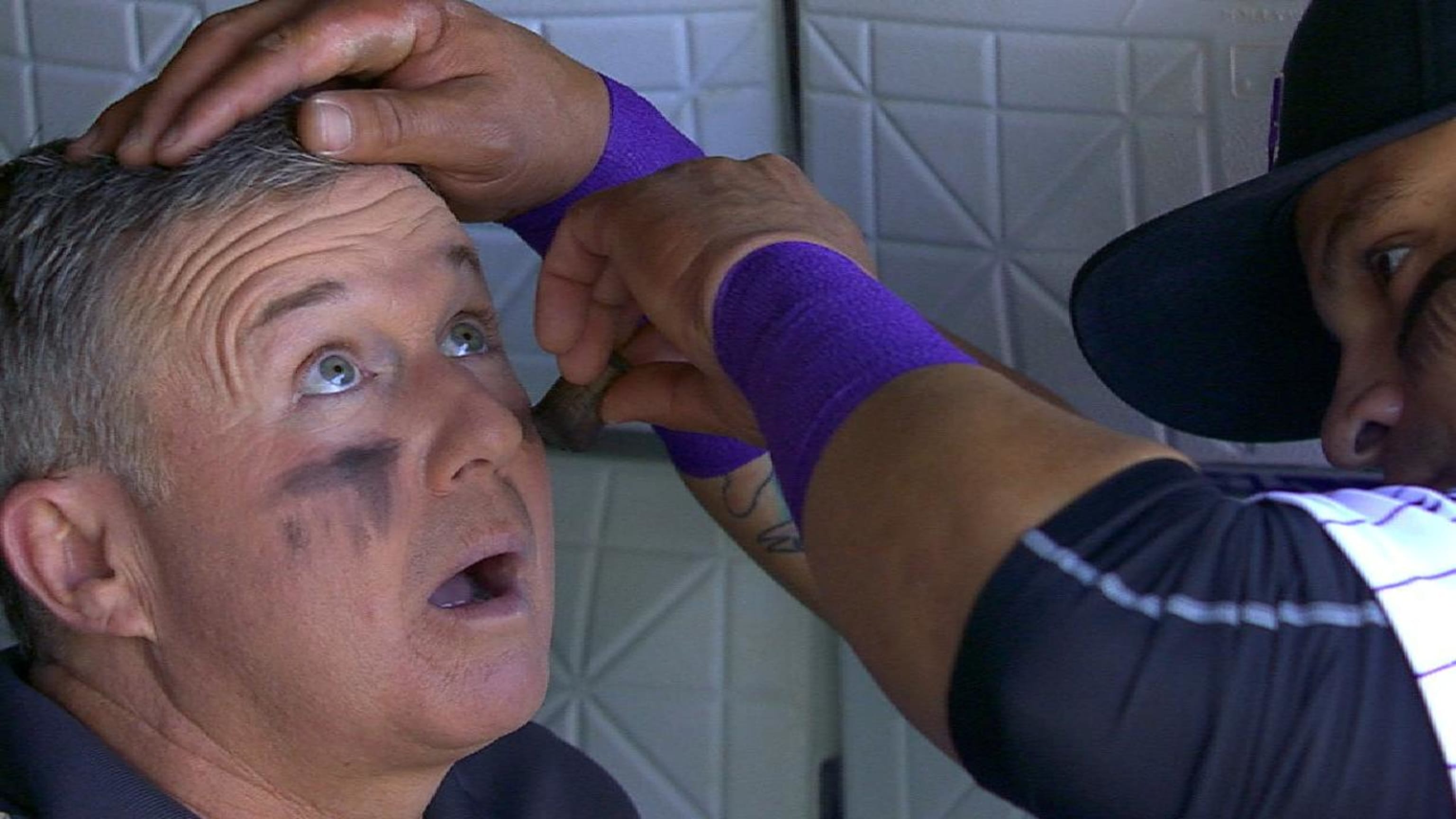 Gerardo Parra gave a sideline reporter a makeup lesson with some