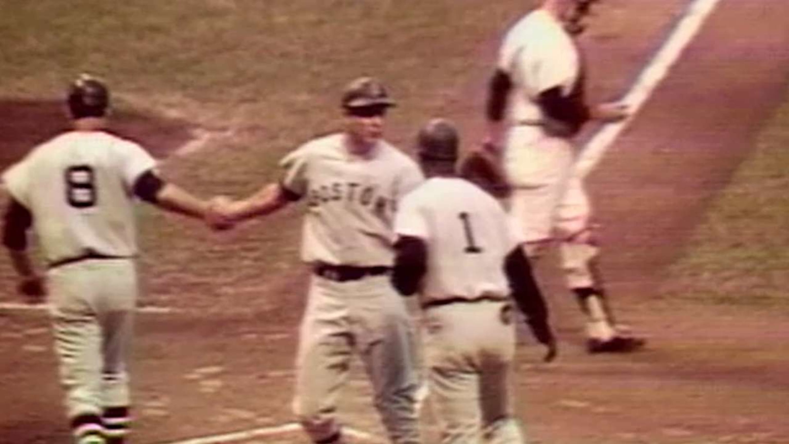 Bambinazo de tres rayas de Conigliaro