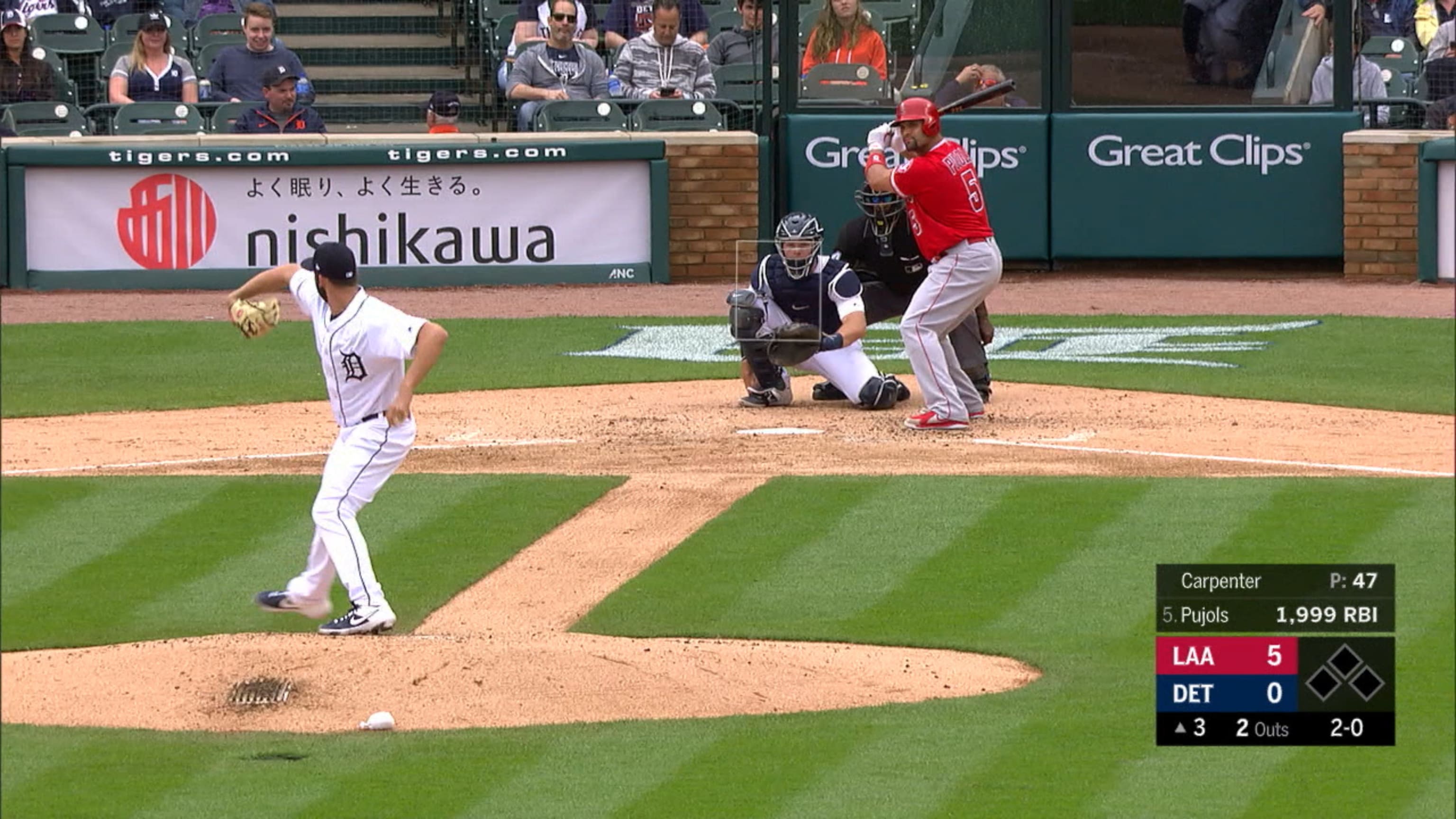Pujols homers for his 2,000th RBI