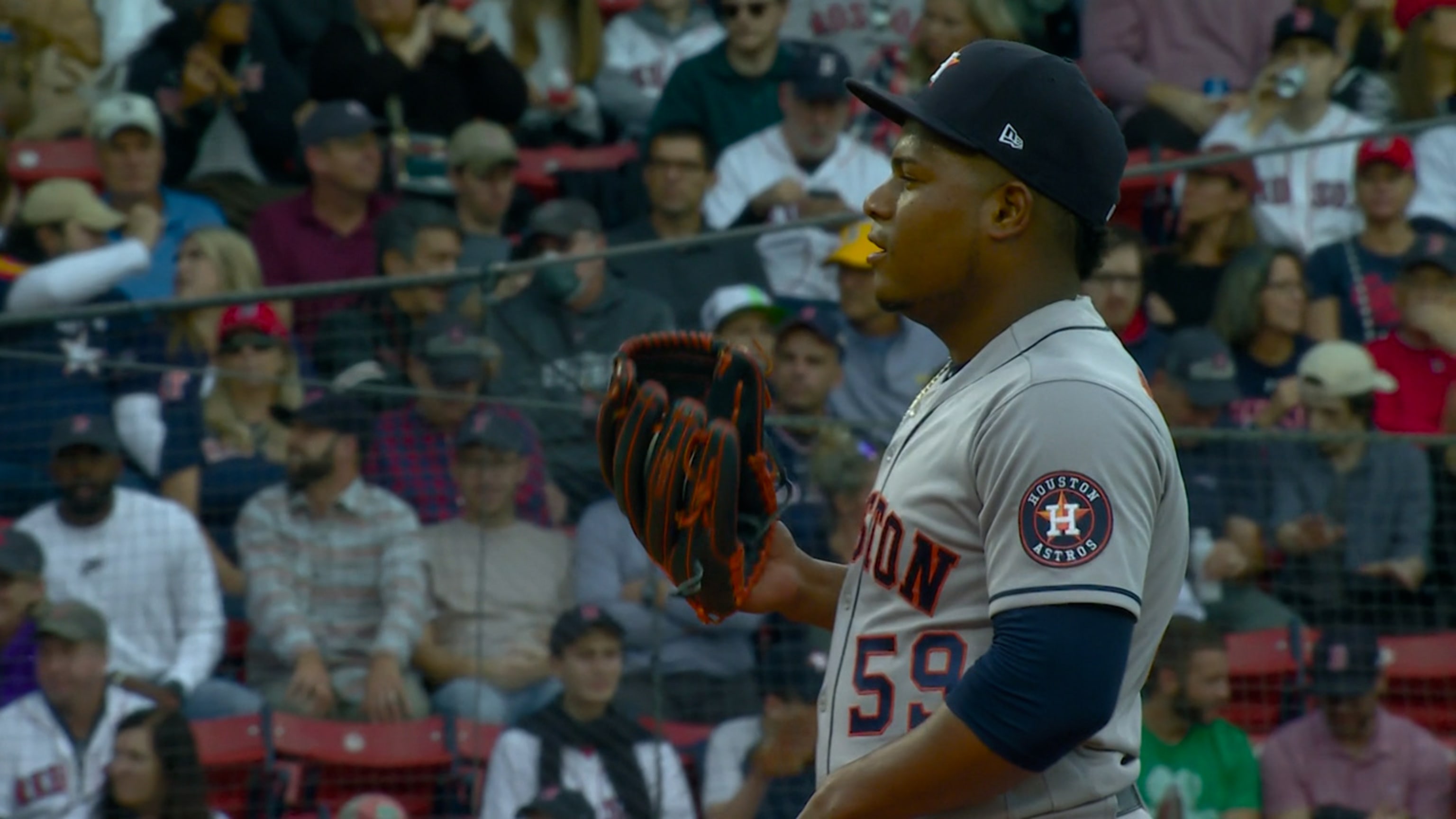 Valdez brilla en su apertura