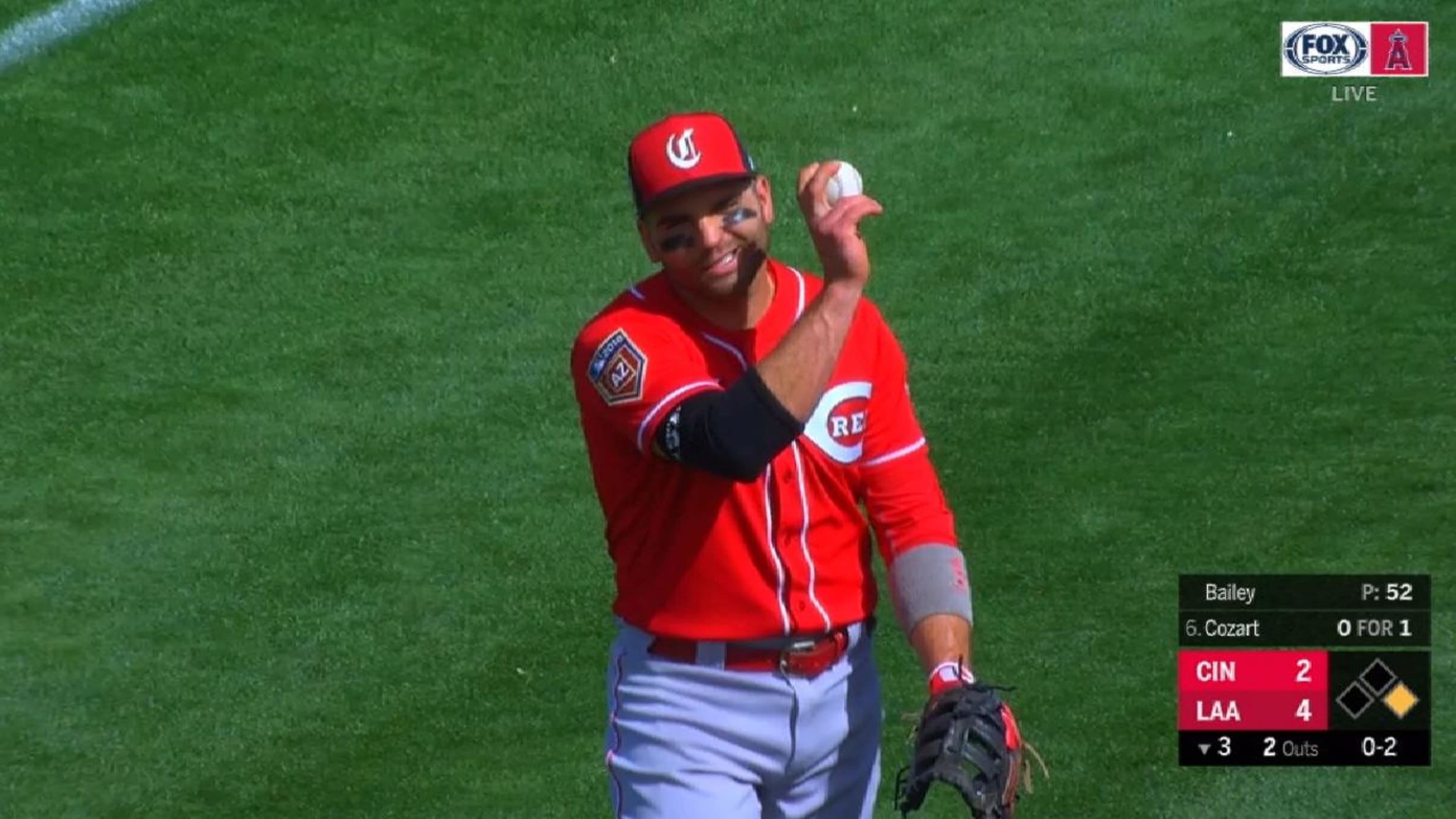 Joey Votto messed with some fans after dropping a foul ball