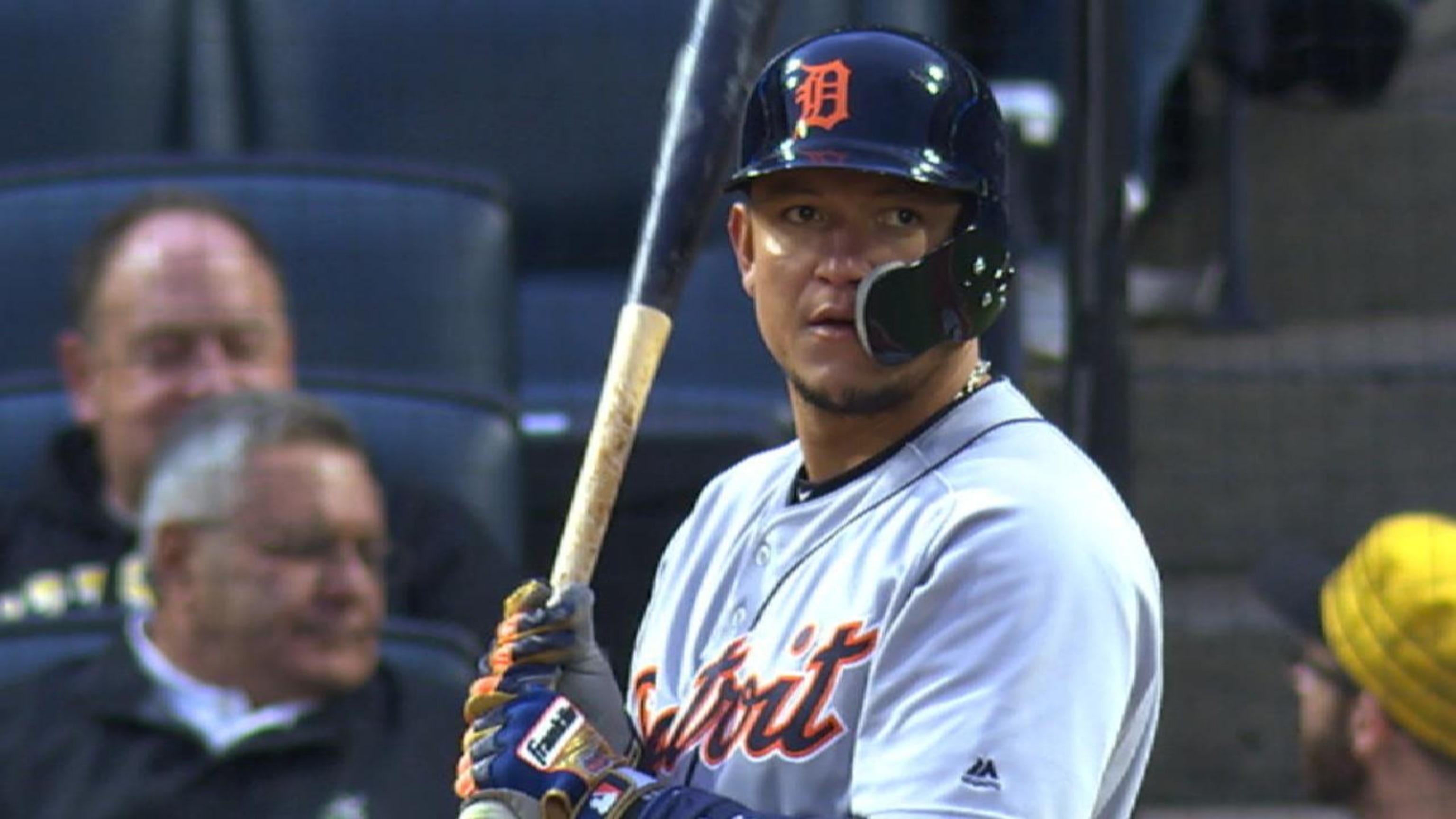 Detroit Tigers' Miguel Cabrera Is Eighth to 2,500 Hits by Age 33