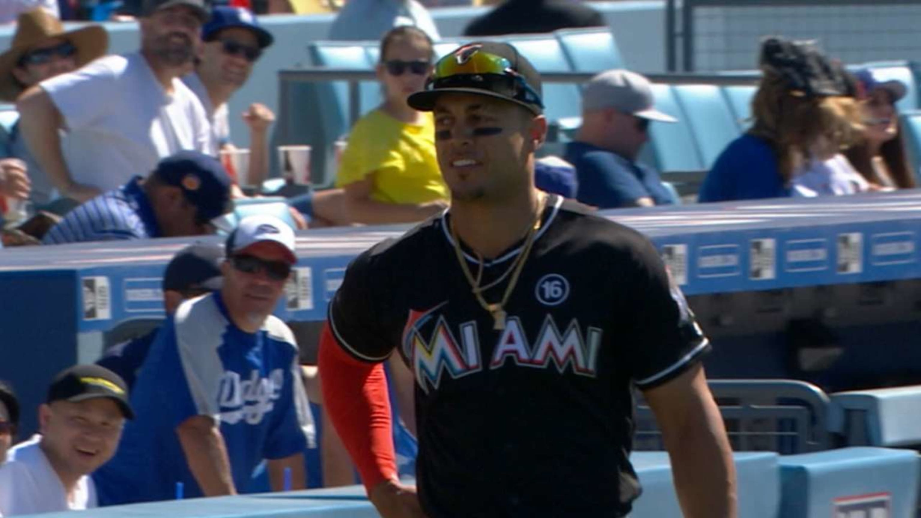 Yankees, Marlins agree to Giancarlo Stanton deal
