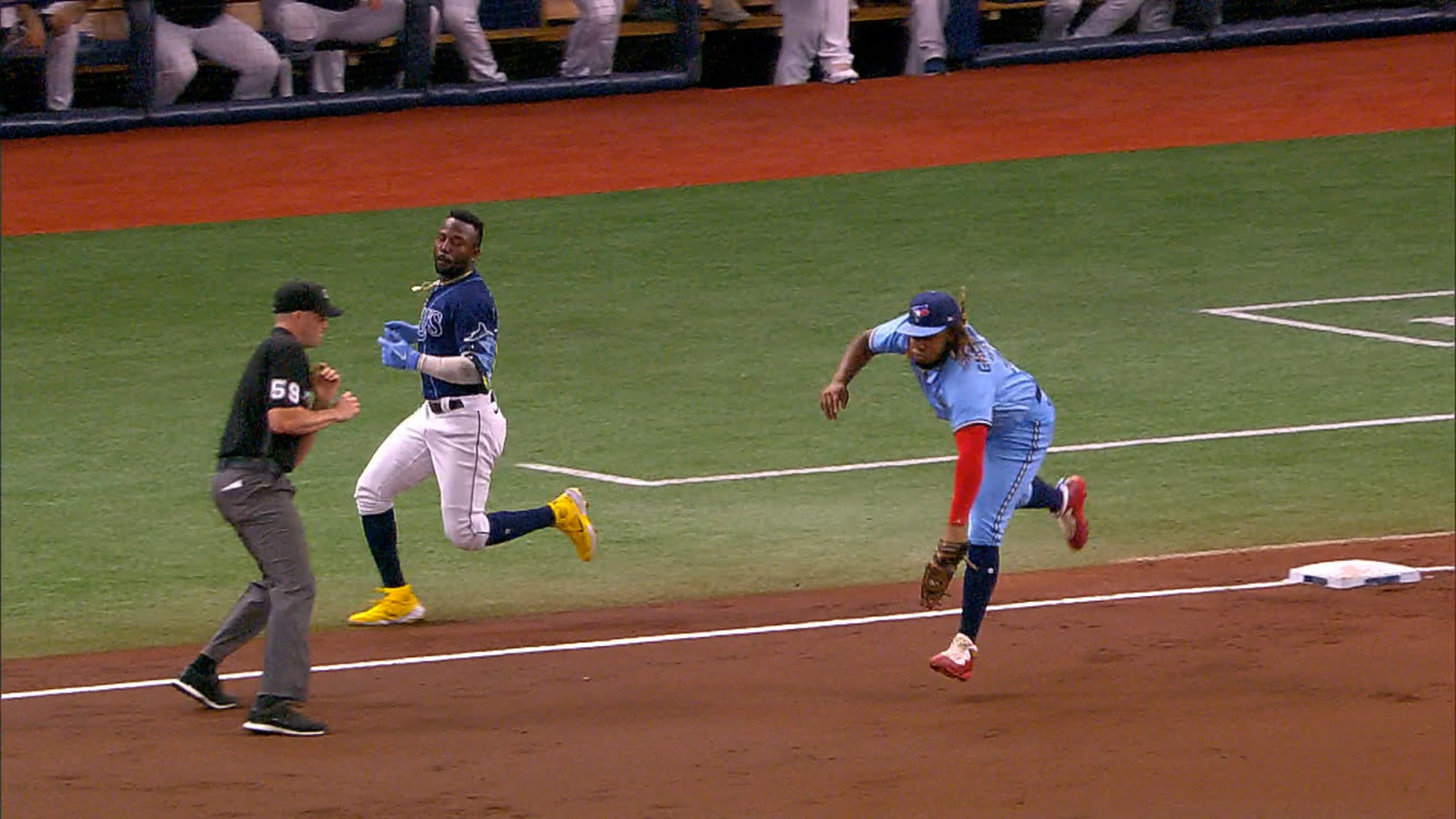 Arozarena lo hace todo