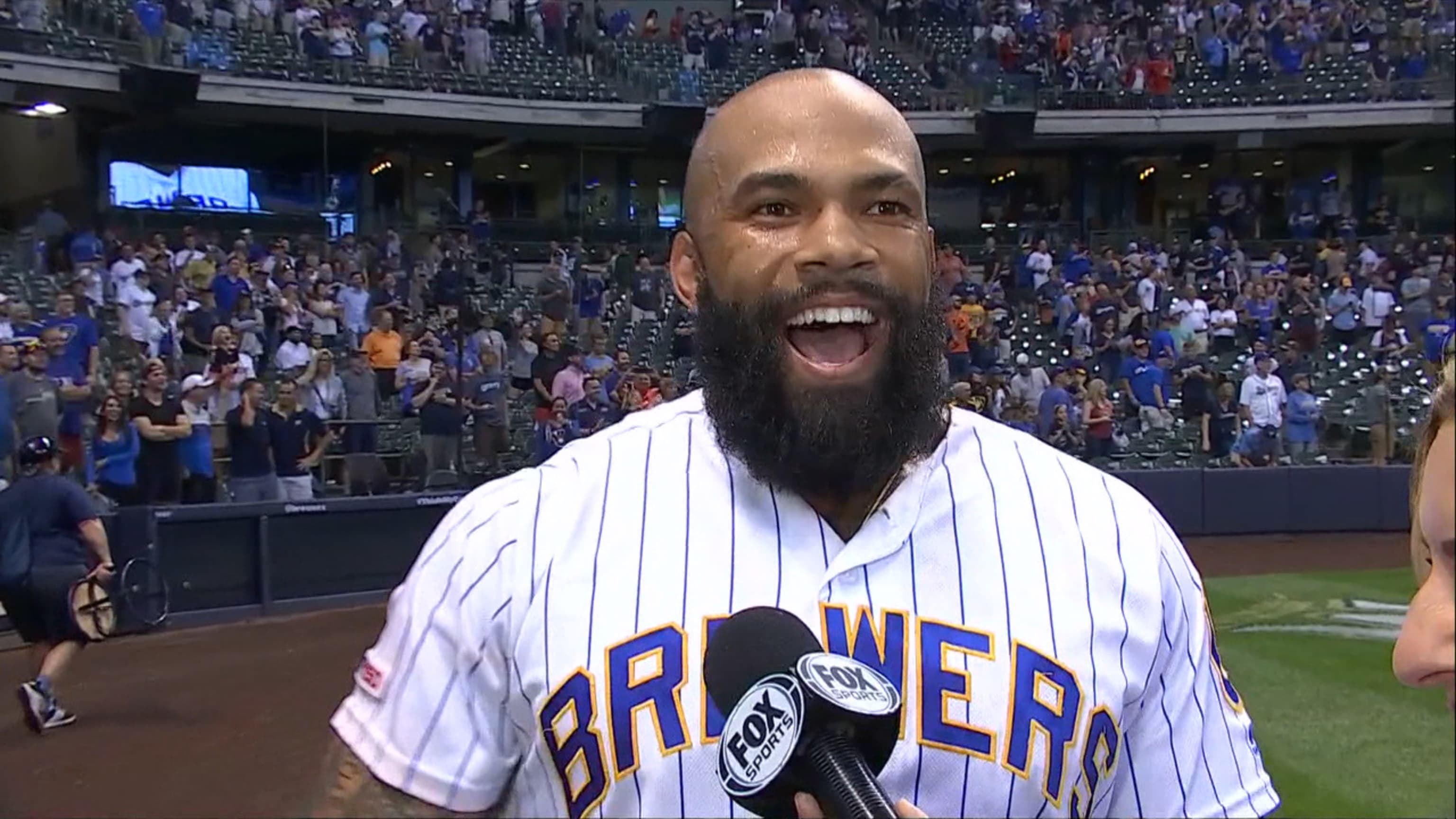 Eric Thames hit his career's 1st Walkoff homer which led to his jersey  being ripped off during the celebration.