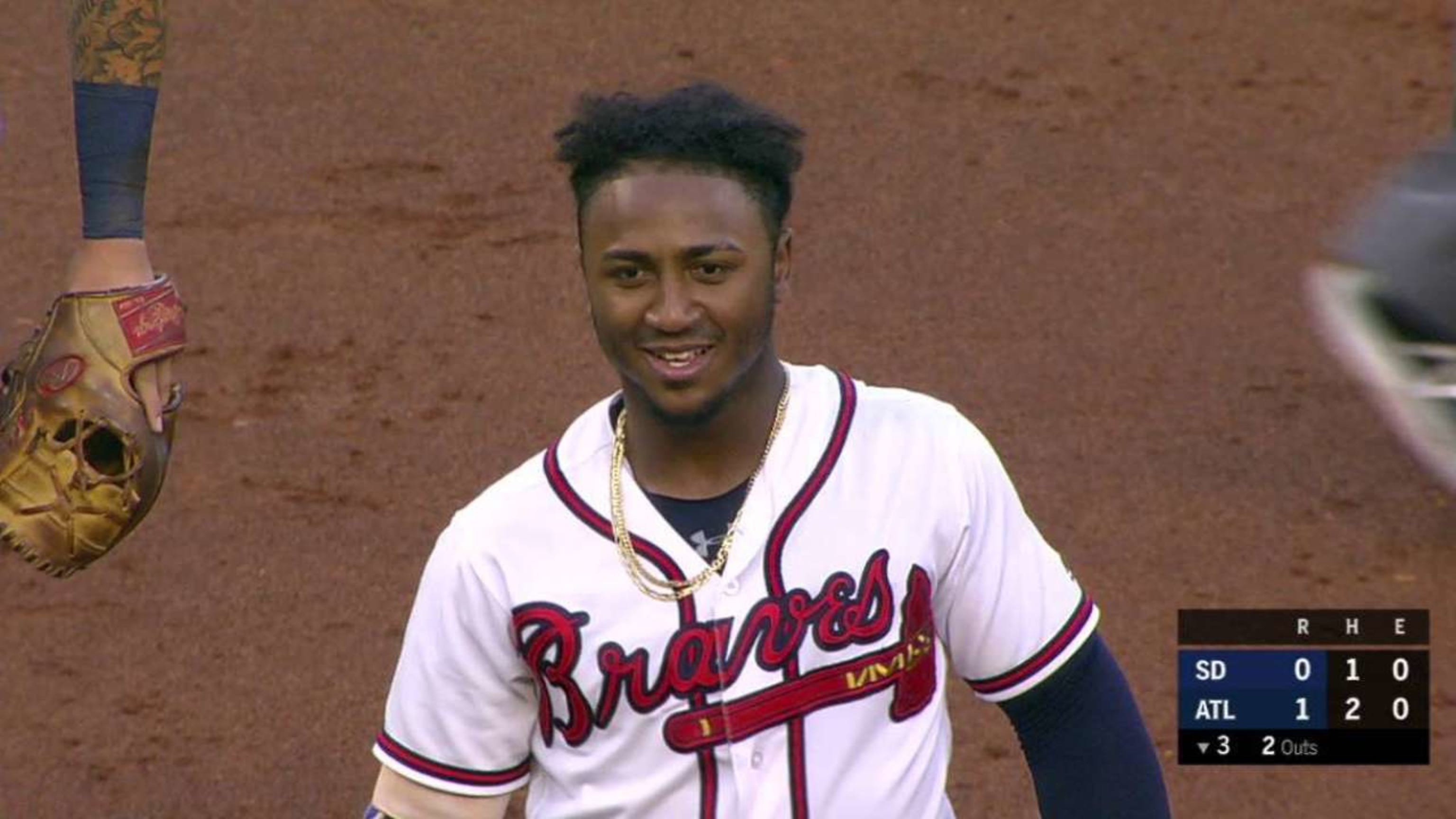 Ozzie Albies Rookie Card Guide and Other Early Card Highlights