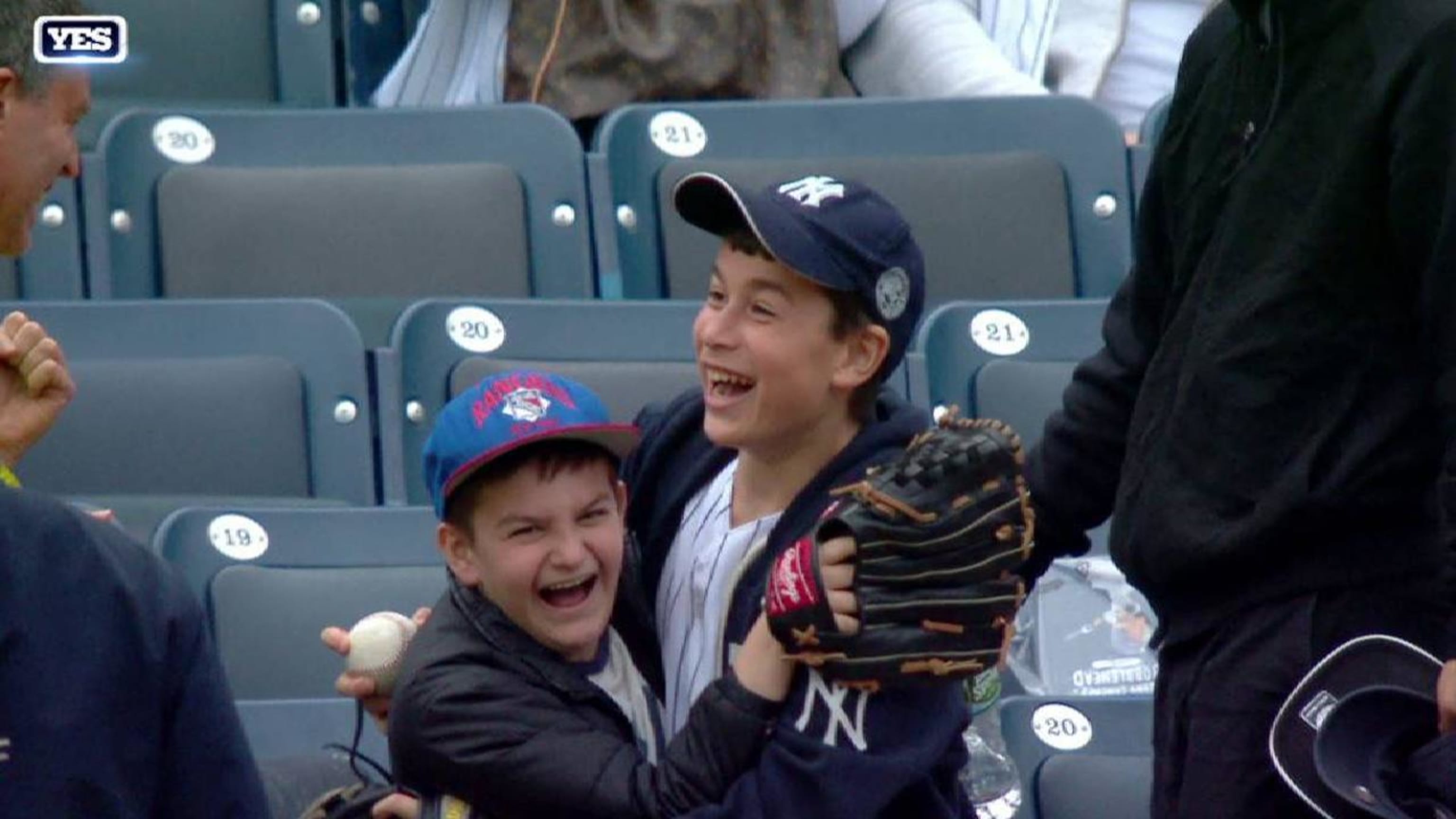 Popper: In lineup of Yankees sluggers Brett Gardner plays big