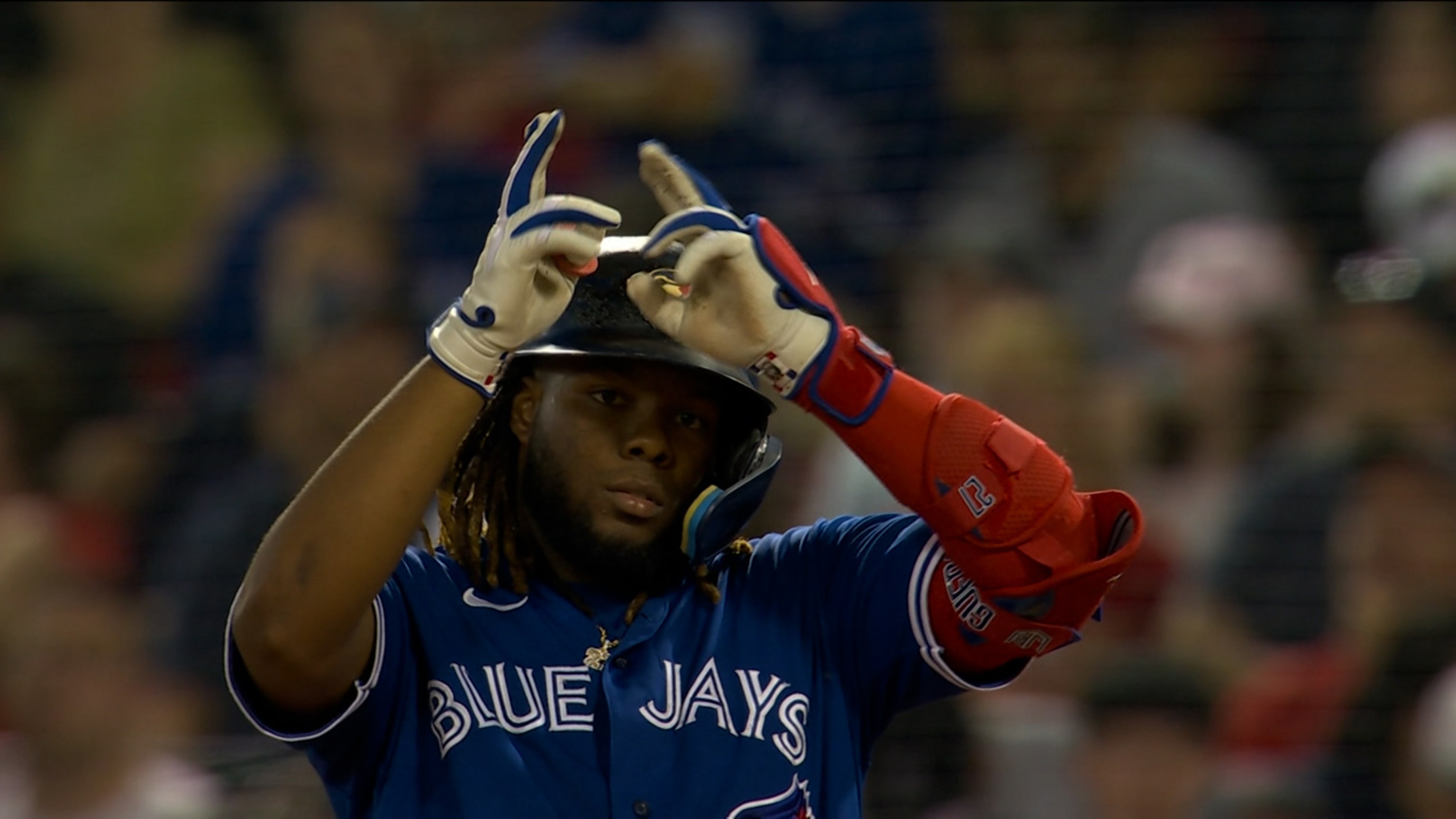 Blue Jays roll to franchise-record night, pound Red Sox 28-5