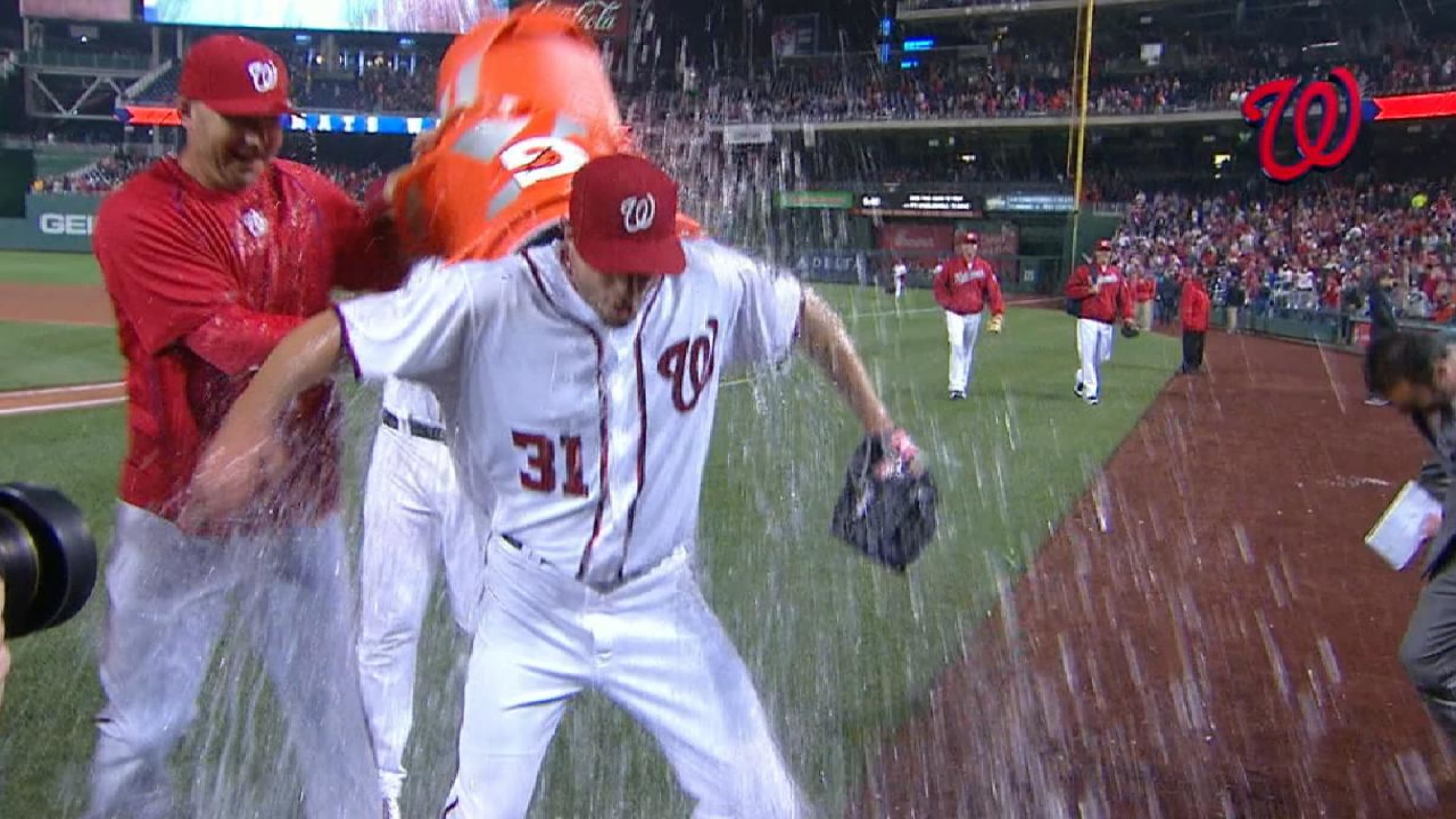 Washington Nationals Max Scherzer ties MLB record with 20 strikeouts