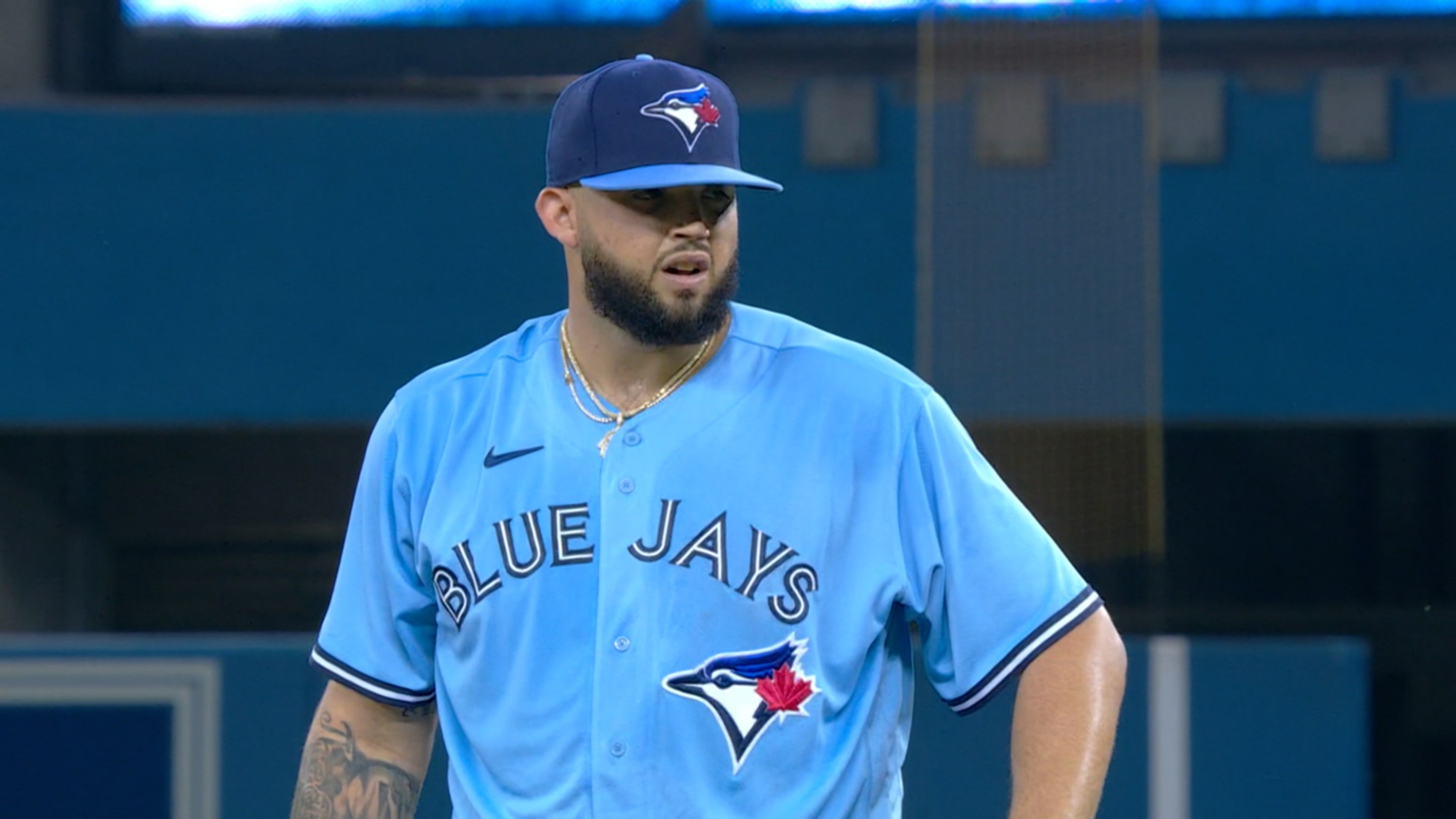 Rogers Centre atmosphere is electric as Blue Jays make post-season