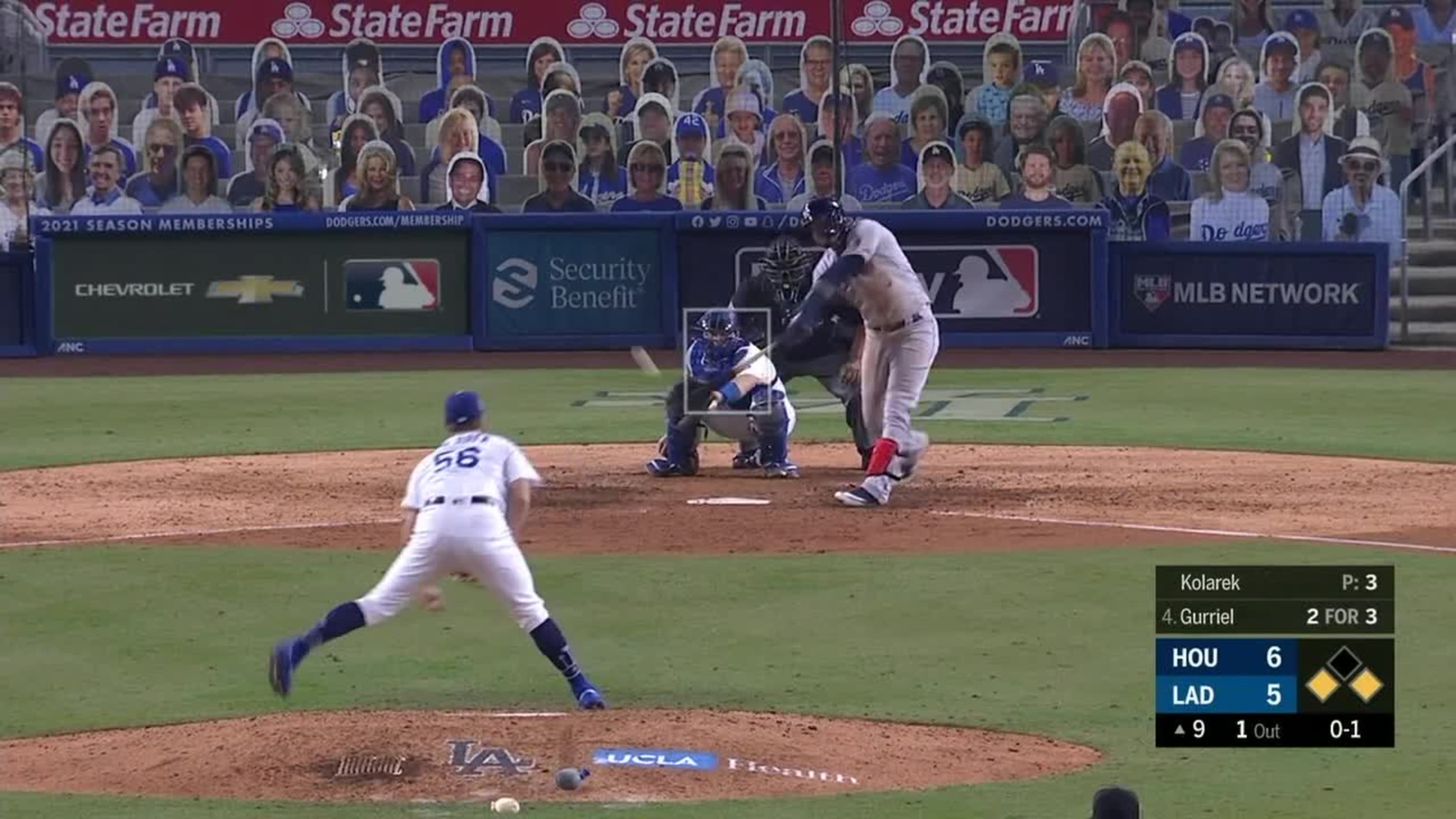 Yuli Gurriel produce en el 9no