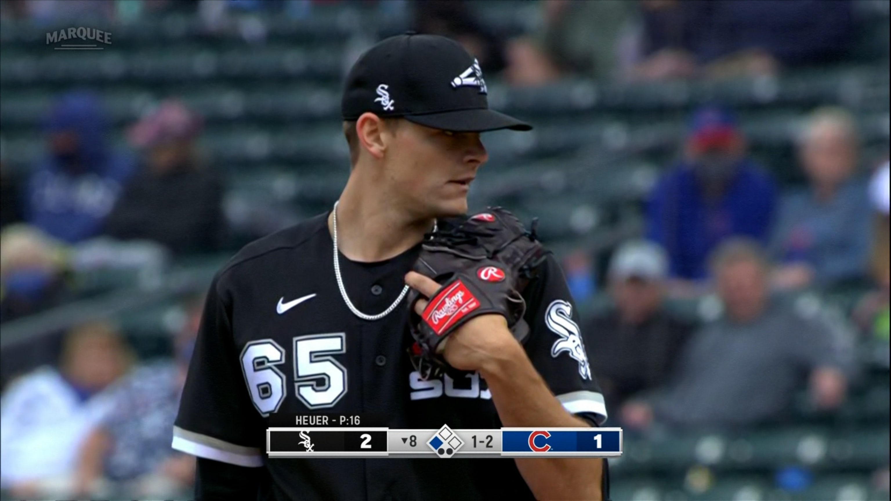 White Sox cruise past Guardians, 7-2