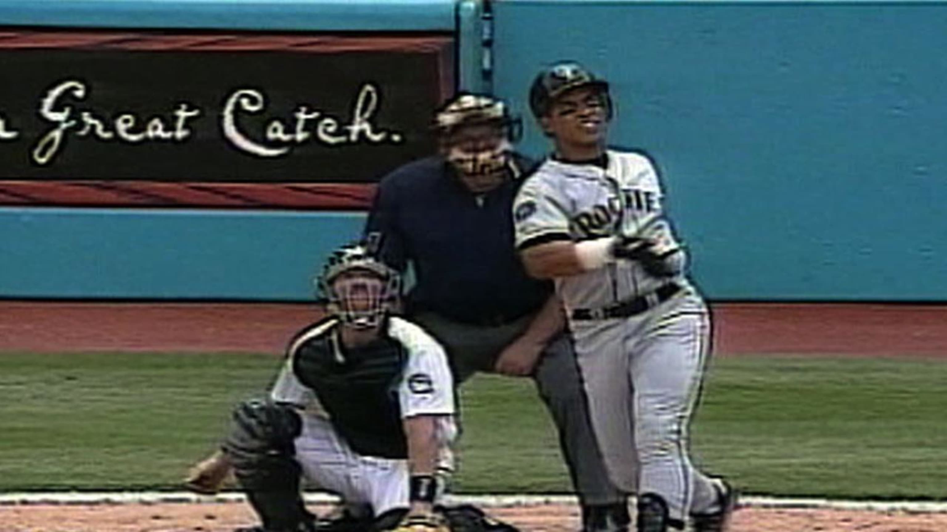 Remembering Andres Galarraga's Miami moonshot grand slam