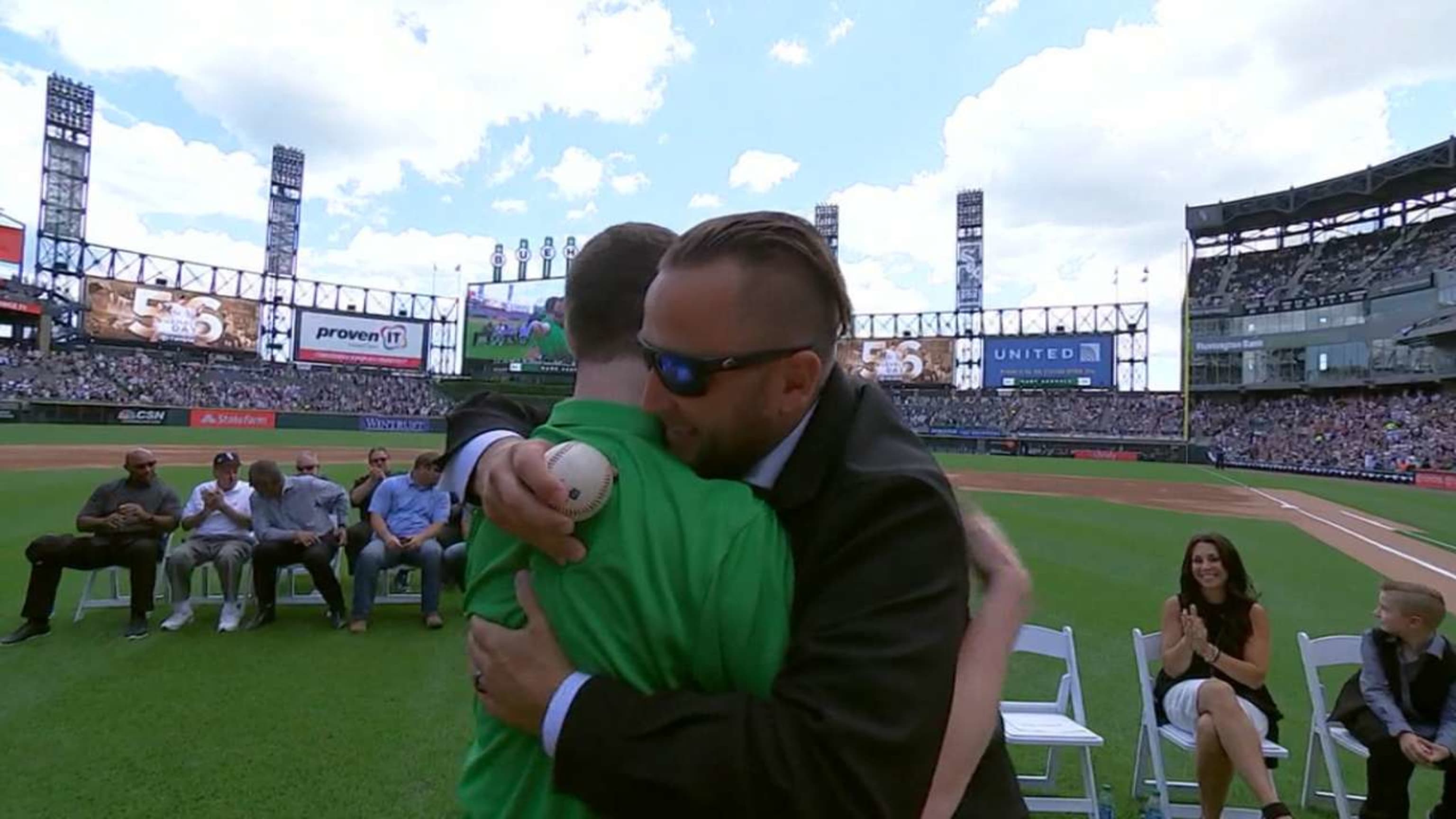 Levine: Mark Buehrle's Jersey Retirement A Fitting Honor - CBS Chicago