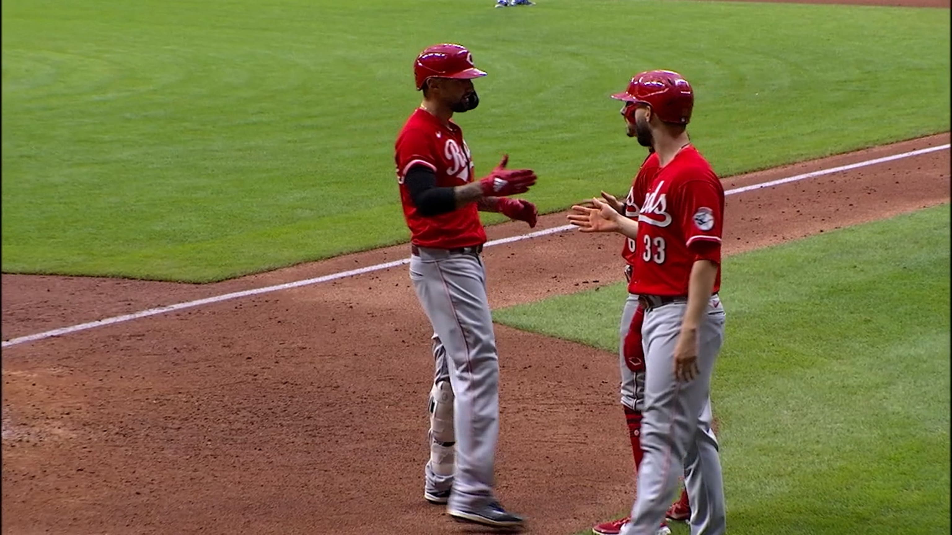 Castellanos pega HR de 3 rayas