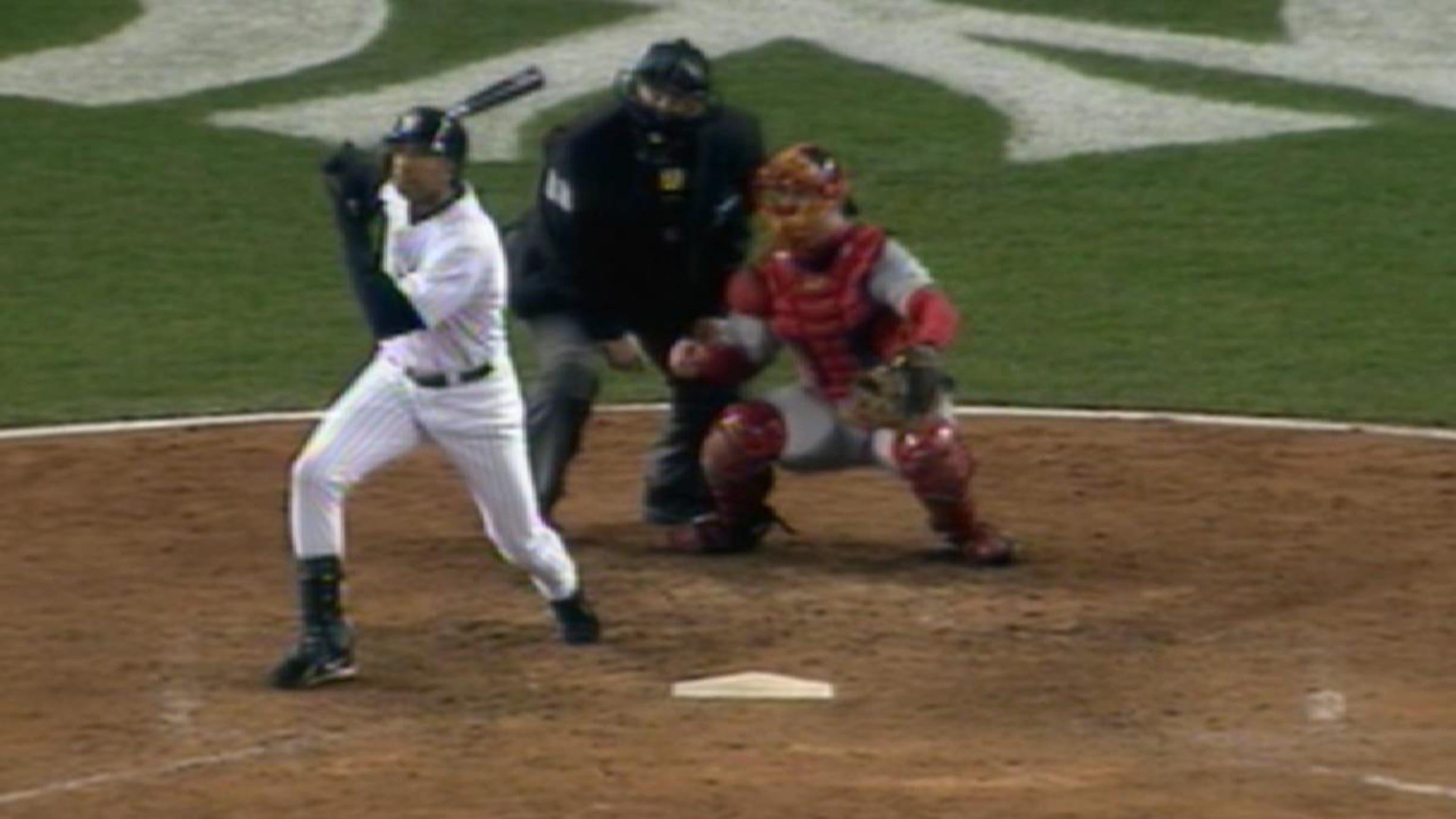 Bernie pega su 22do HR en postemporada