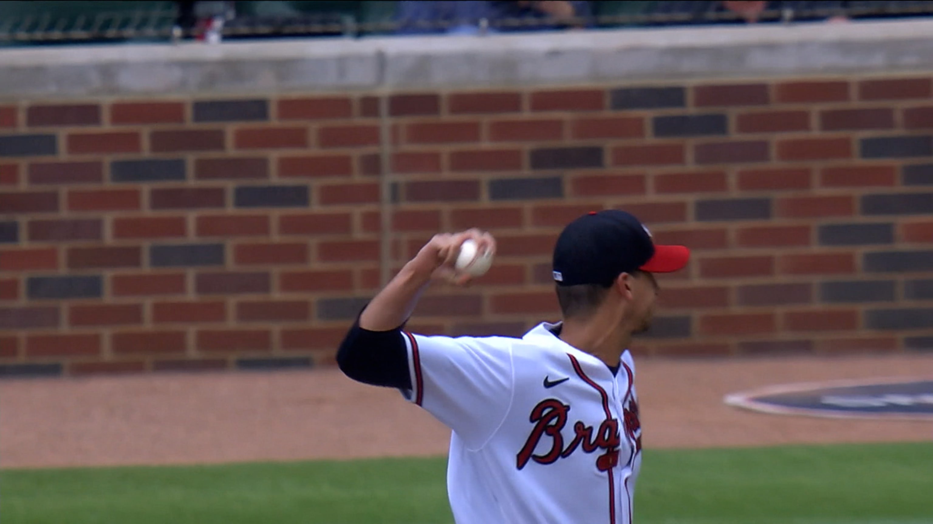 Braves' Charlie Morton breaks silence on making unwanted franchise history  despite scoreless outing vs Mets