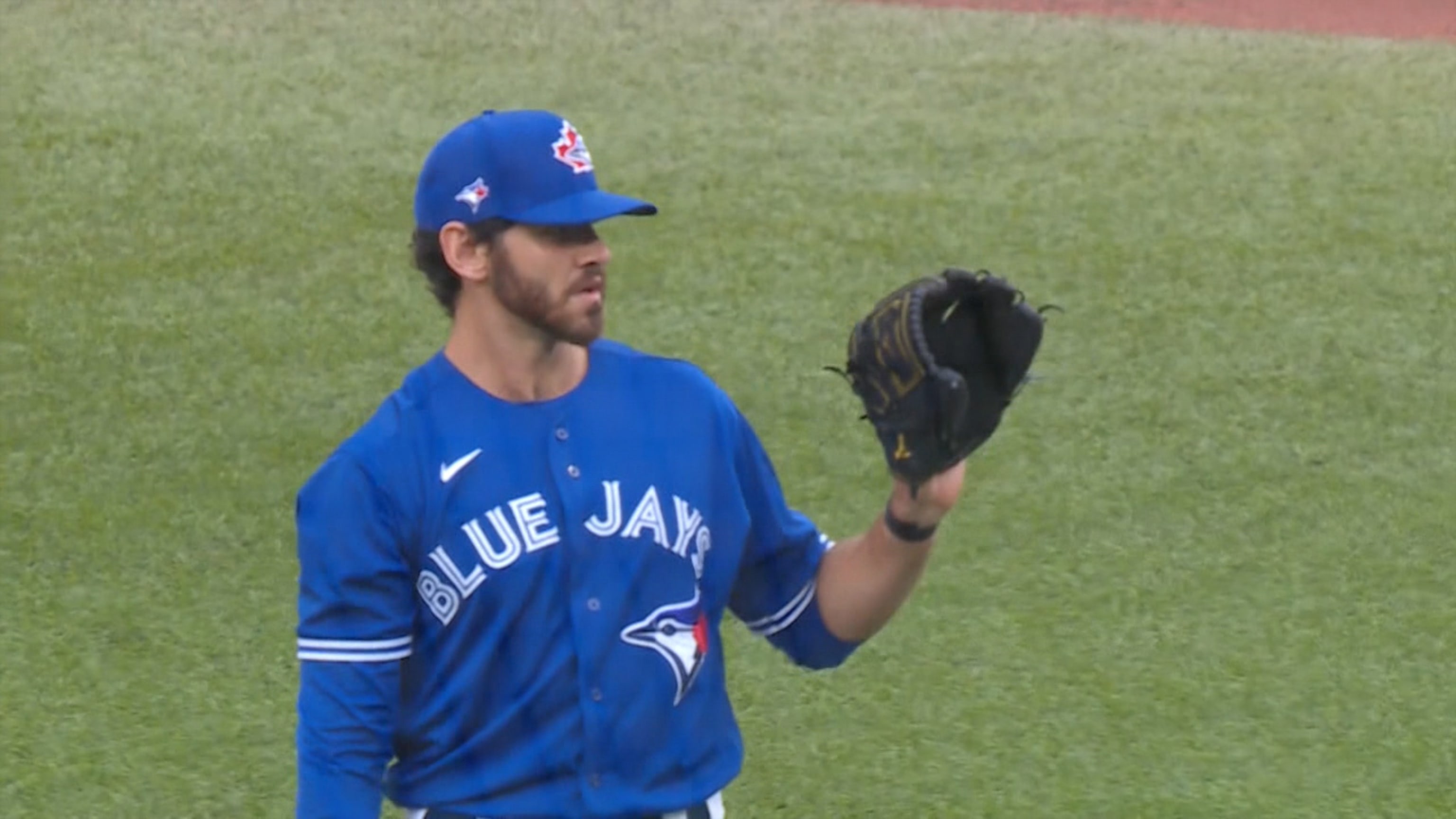 Blue Jays call up Canadian Jordan Romano, Ken Giles placed on