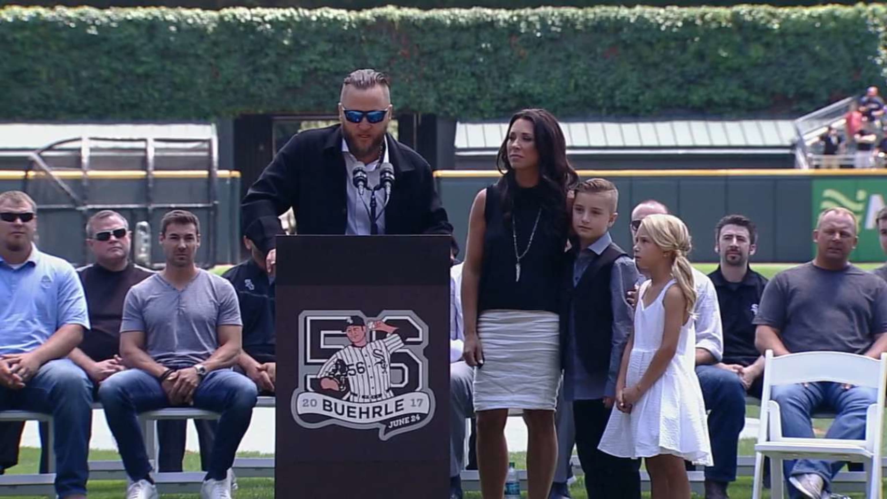 White Sox retire Mark Buehrle's No. 56 jersey