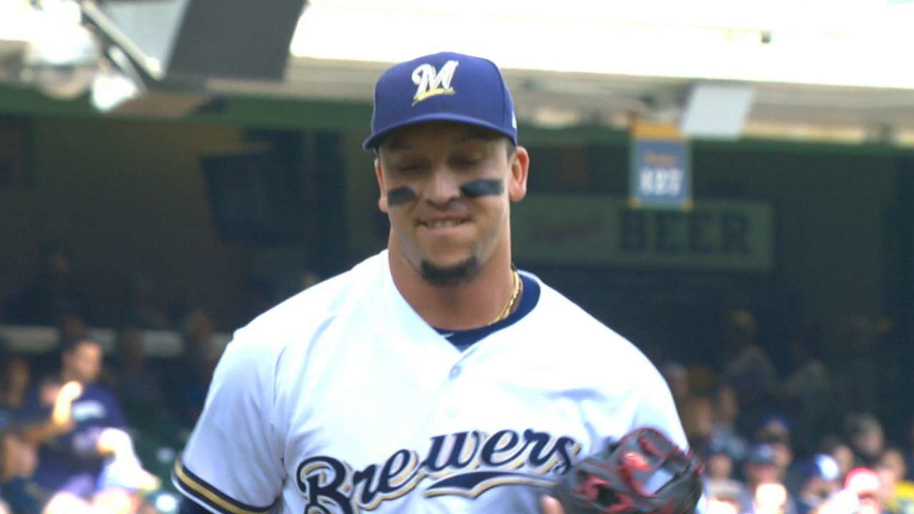 Hernan Perez S 48 Mph Pitch Could Be The Slowest Ever But Austin Barnes Still Couldn T Avoid Getting Hit By It Mlb Com