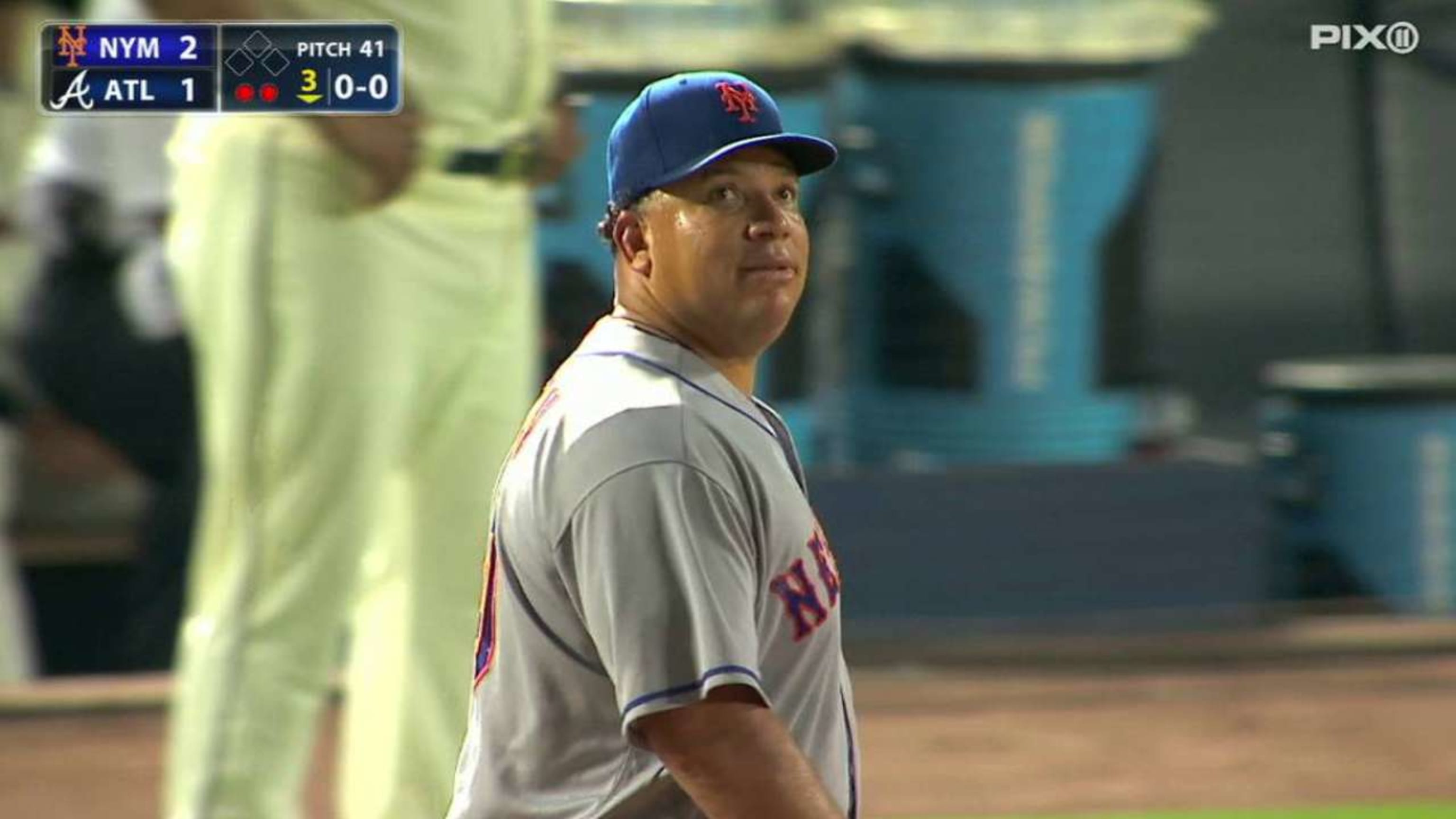 A's re-sign Bartolo Colon to 1-year deal