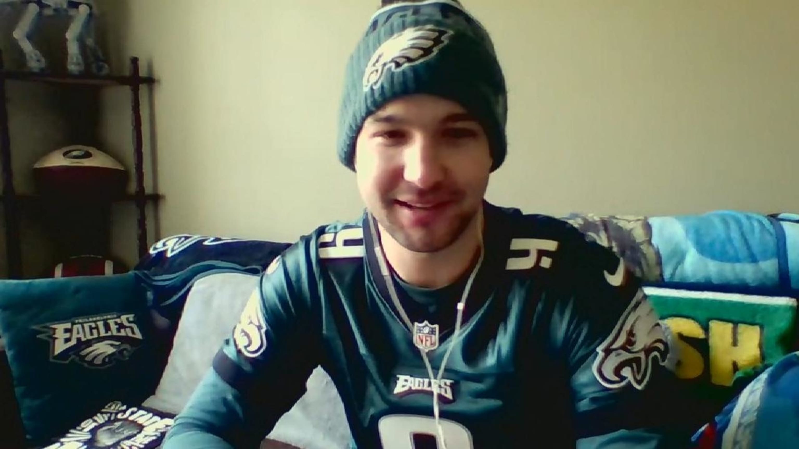 Tommy Kahnle went on 'Hot Stove' fully decked out in Eagles gear because  he's pumped up