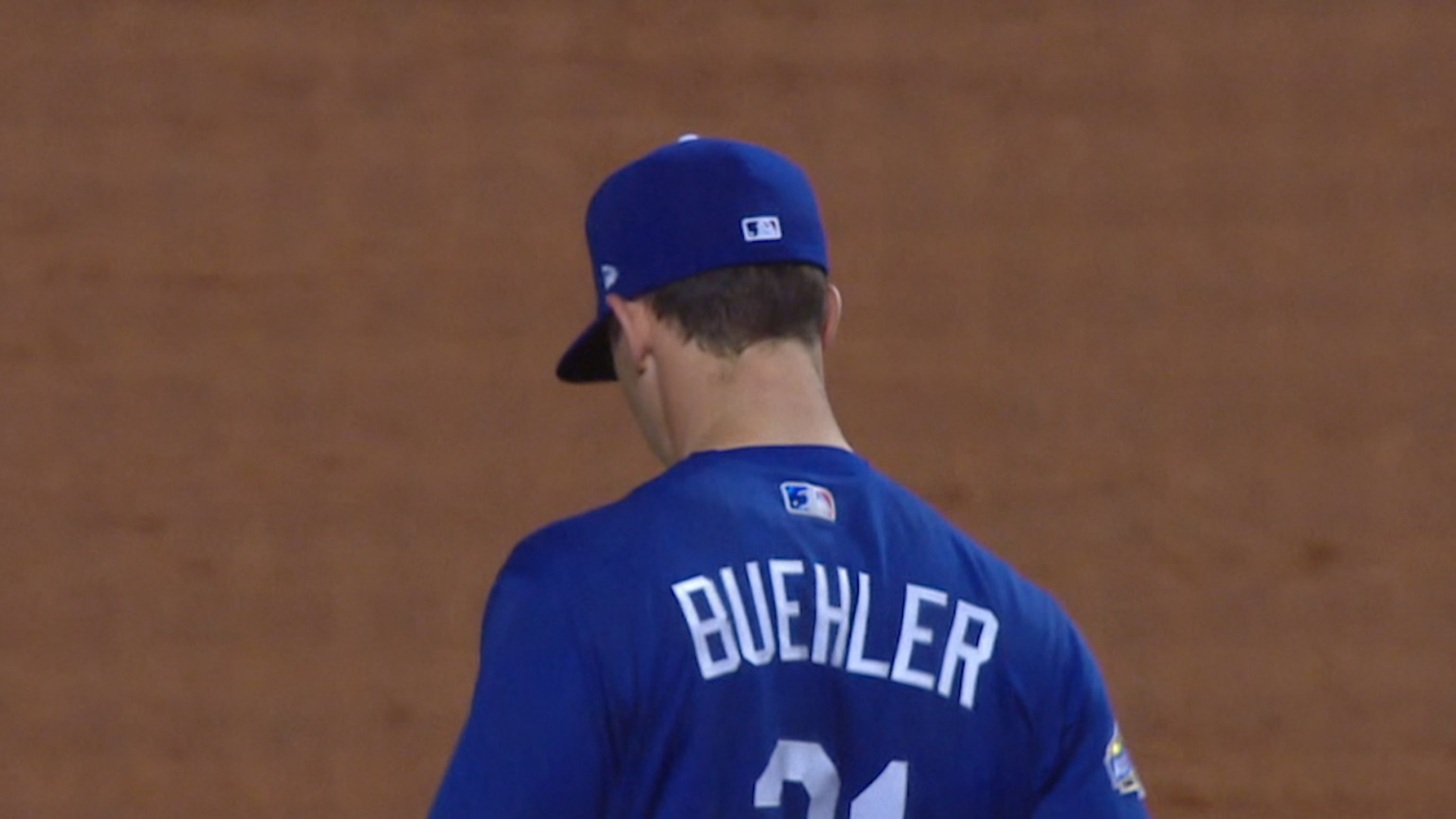 Walker Buehler reparte 4 ponches