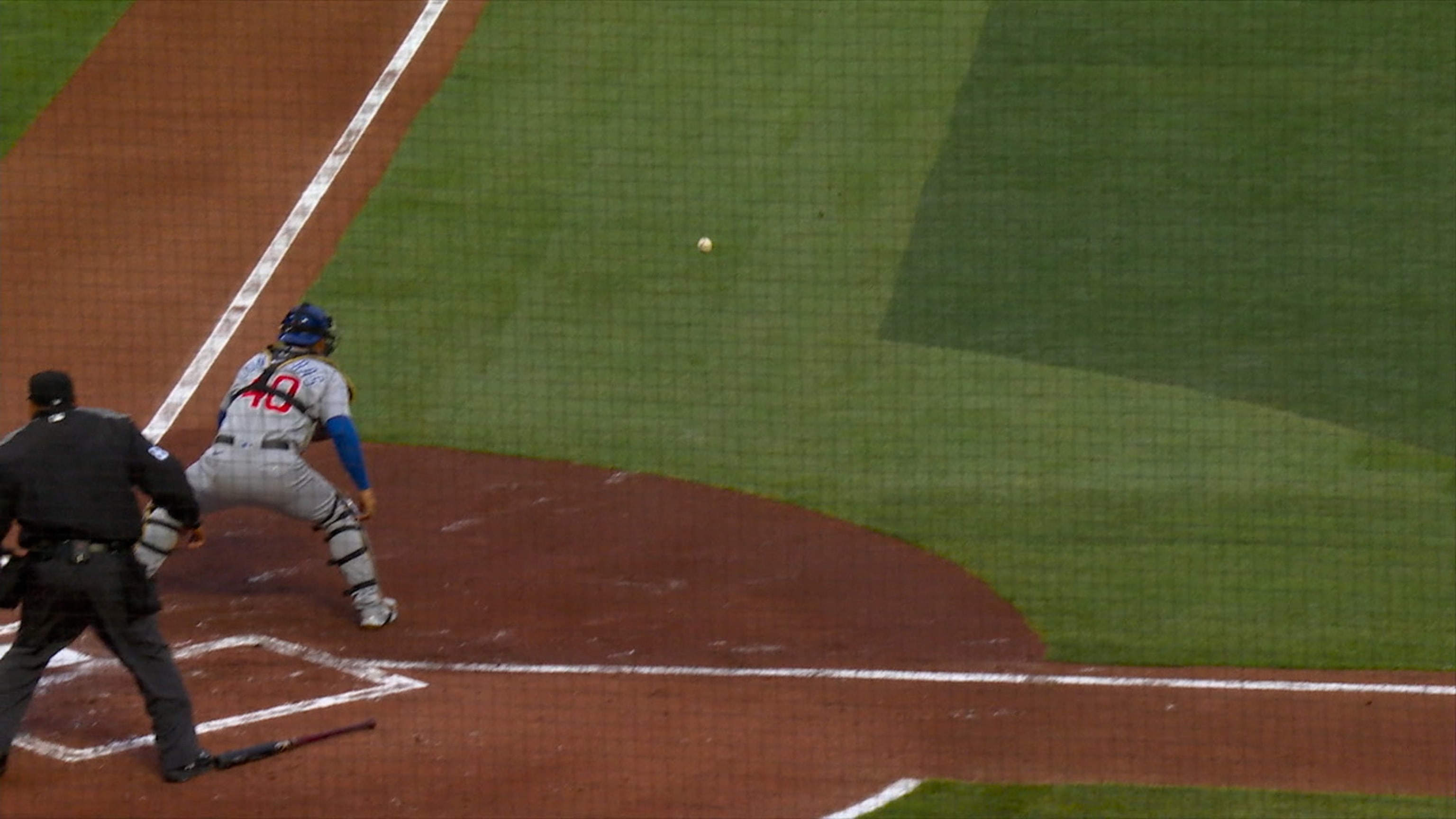 Happ fusila a Flores en home