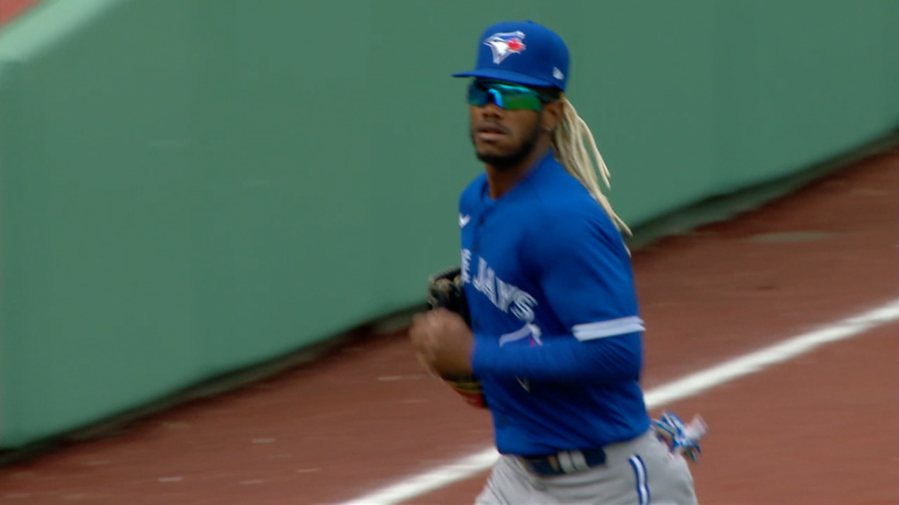 Kevin Gausman hurls eight shutout innings as Blue Jays hang on to take  series at Fenway