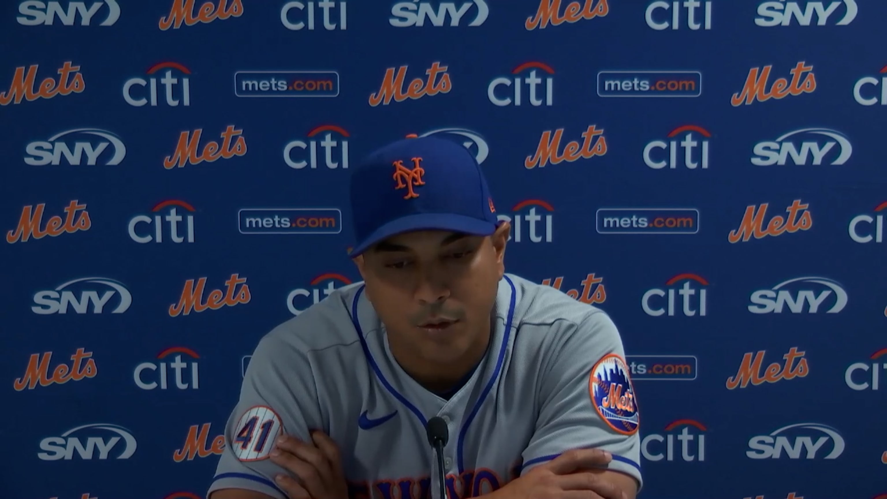 Mets make it official, announce Rojas as their new manager