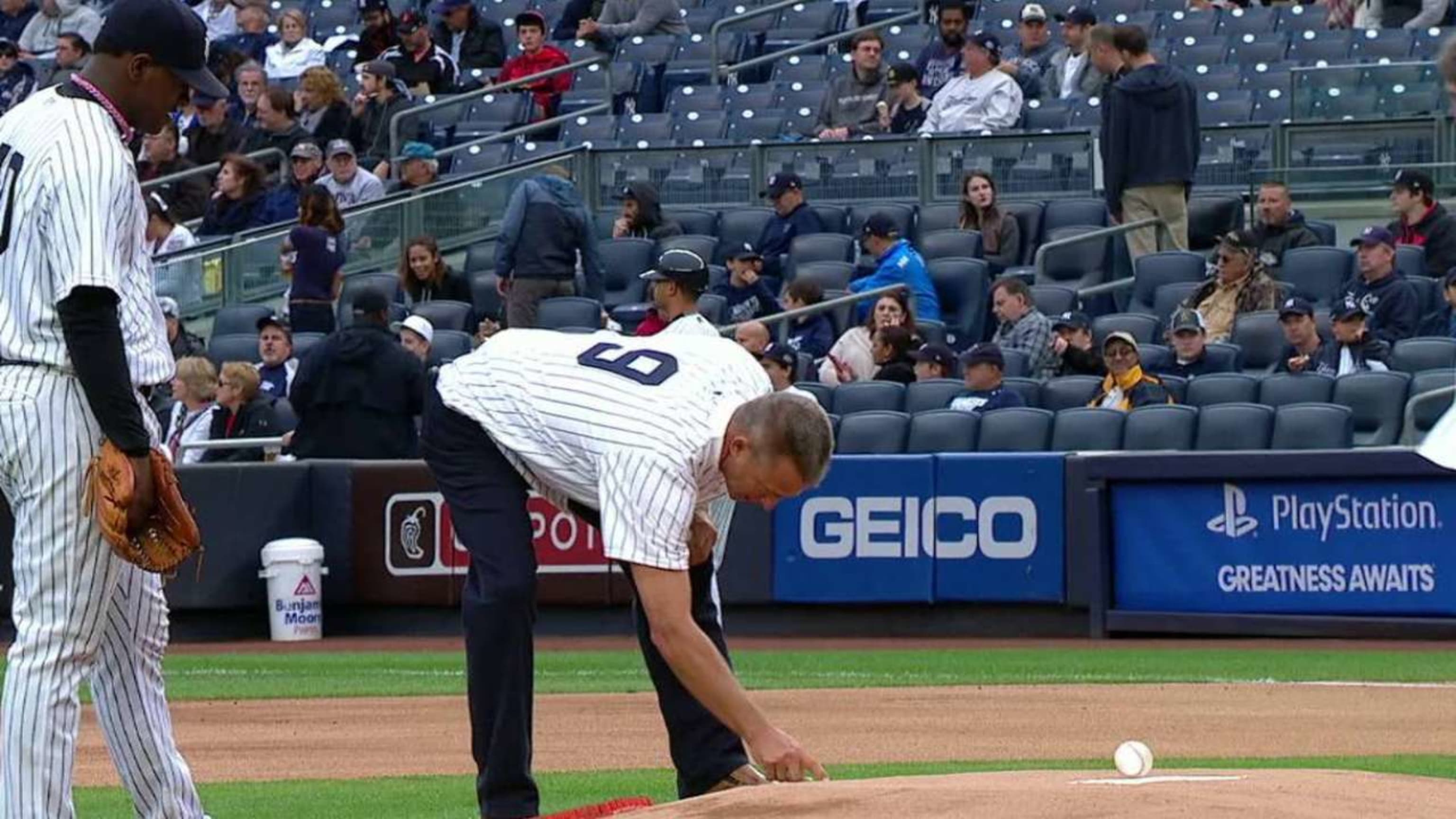 Maris Honored at Yankee Stadium - The New York Times